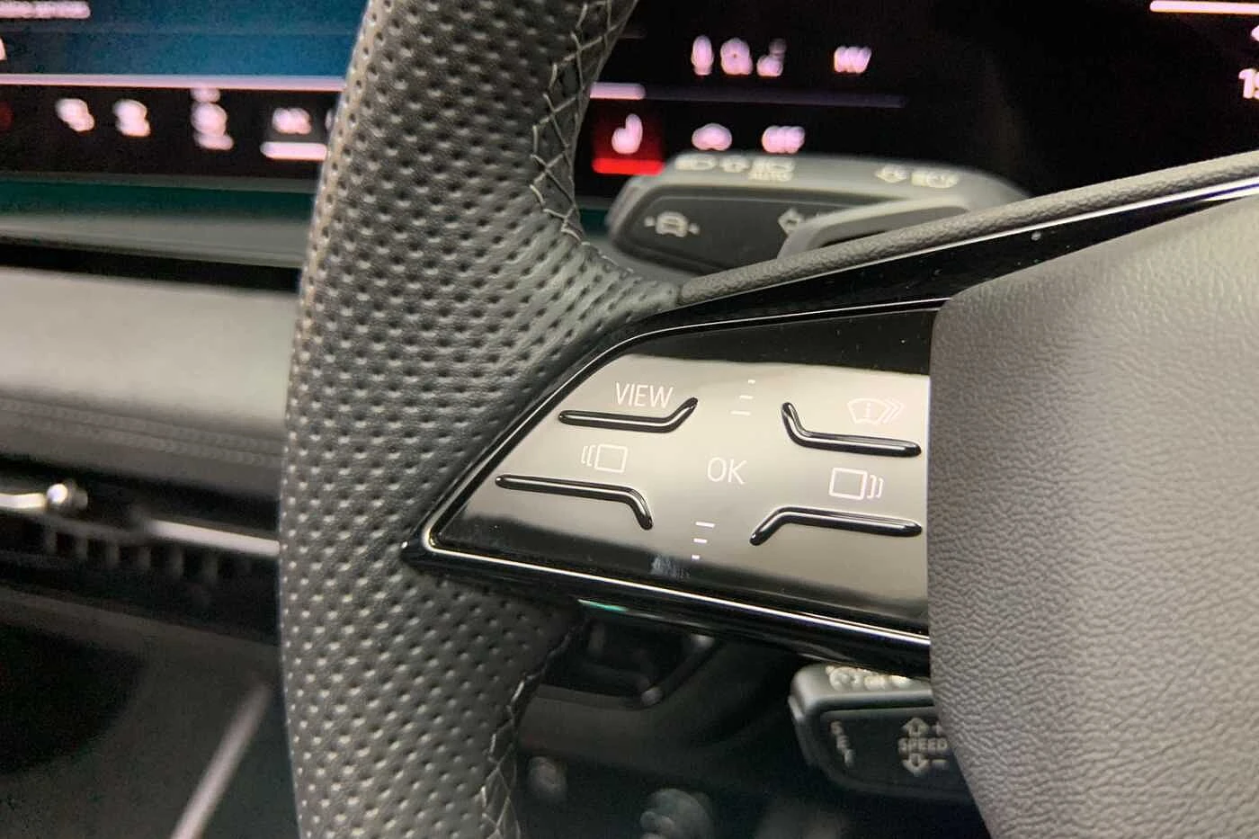 Audi-Q6 e-tron-image-27