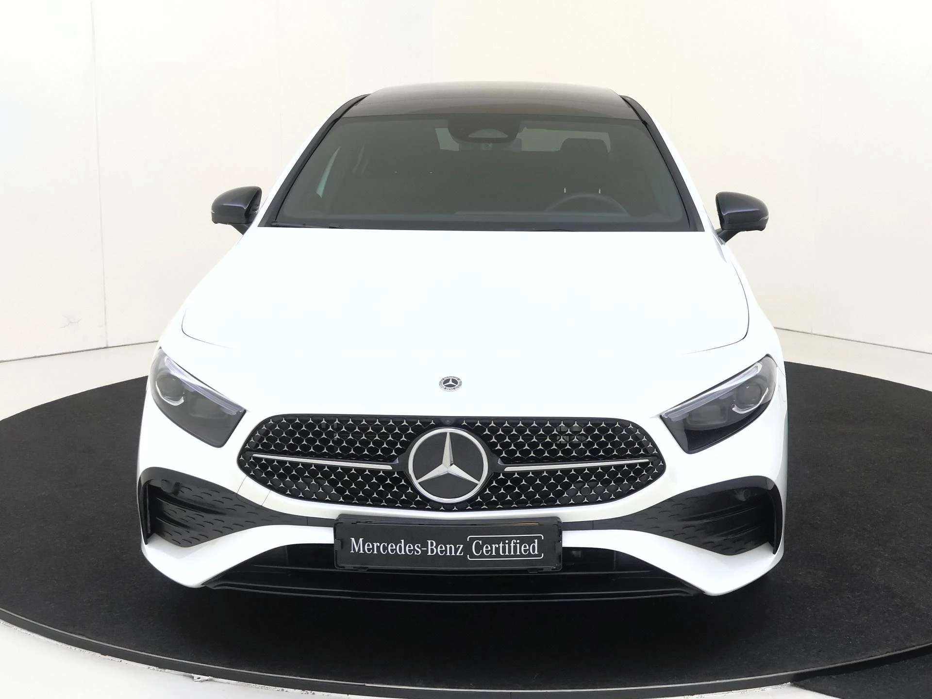 Mercedes-Benz-A-Klasse-image-5