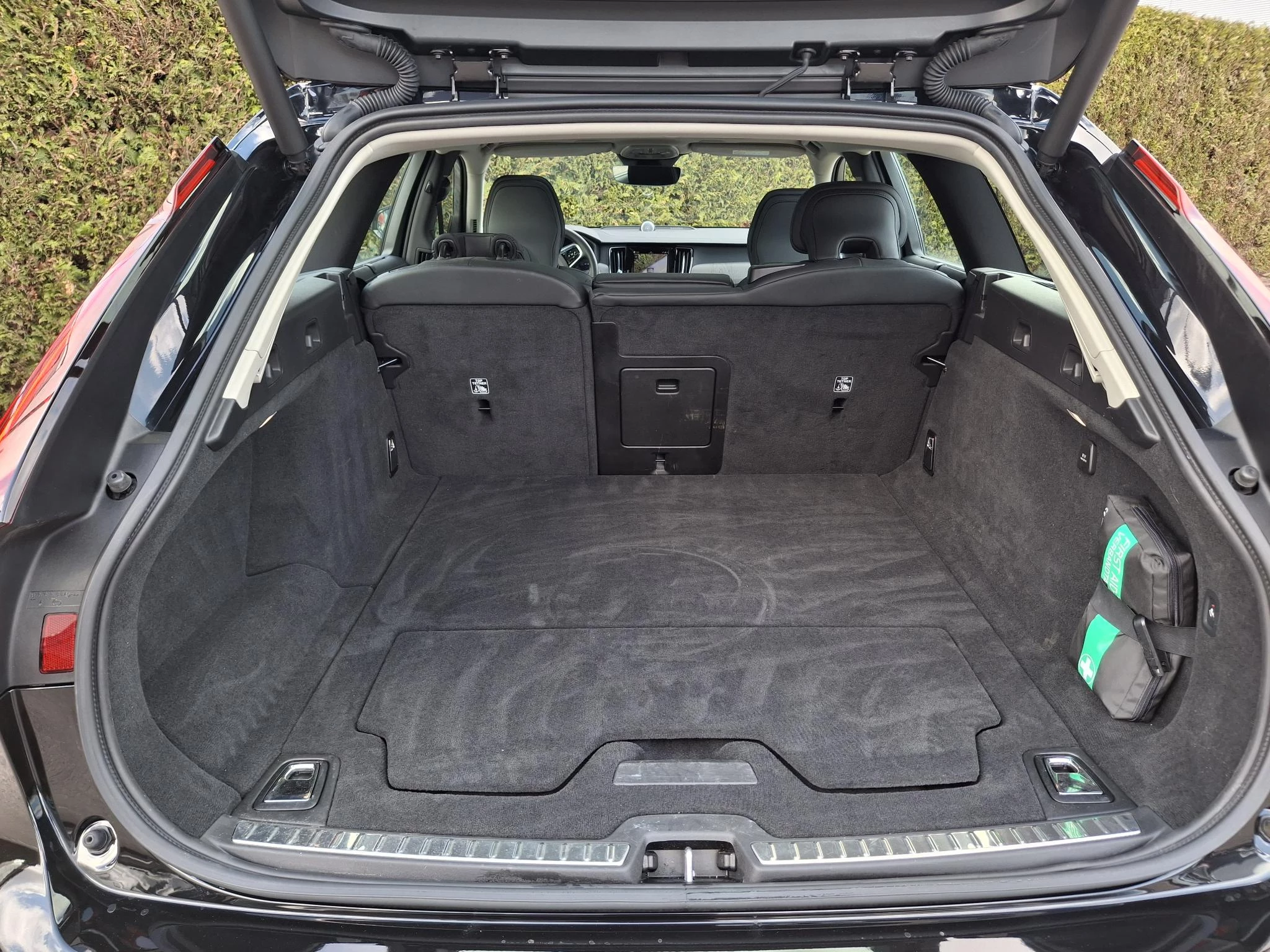 Volvo-V90-image-11