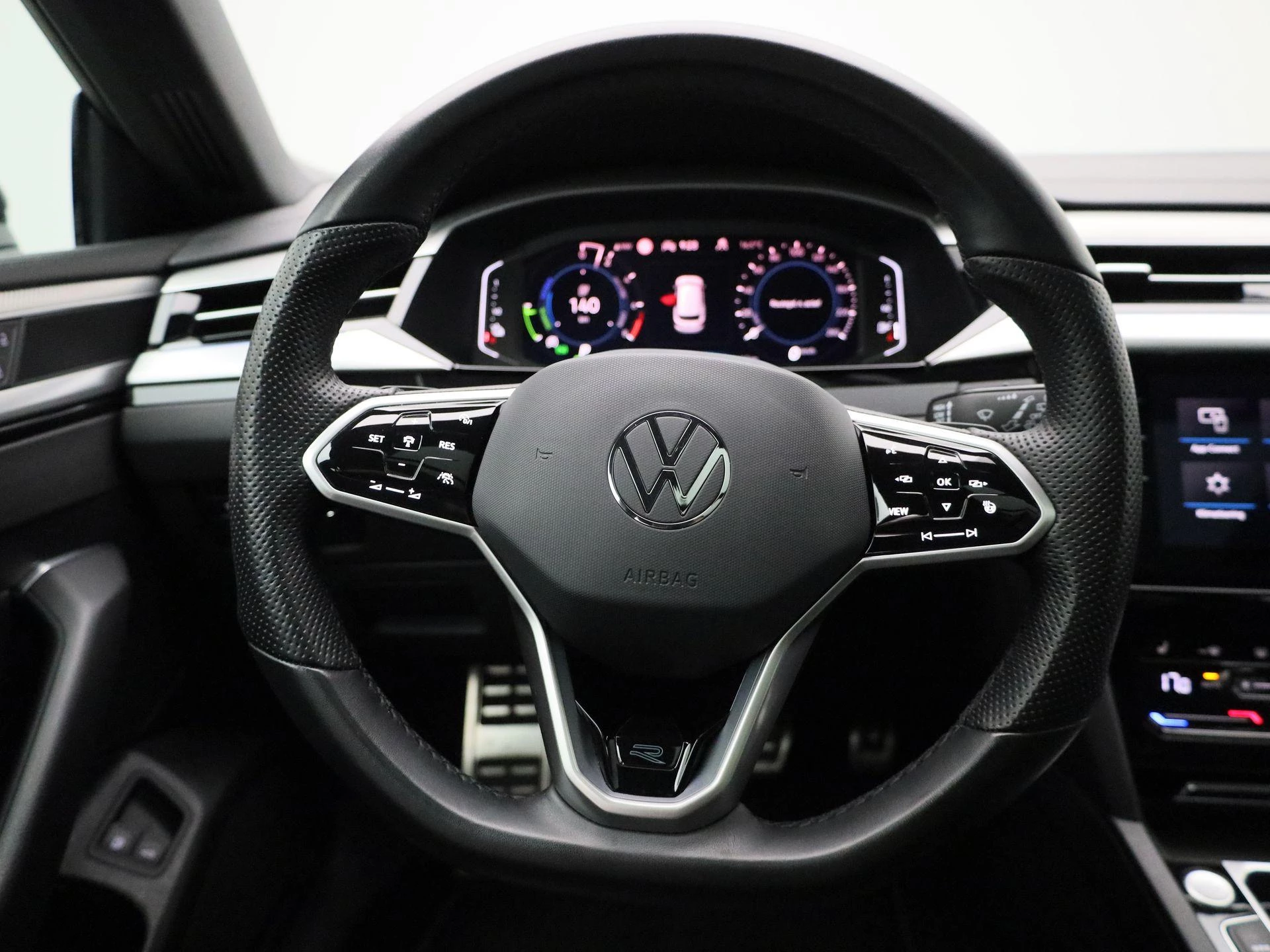 Volkswagen-Arteon-image-6