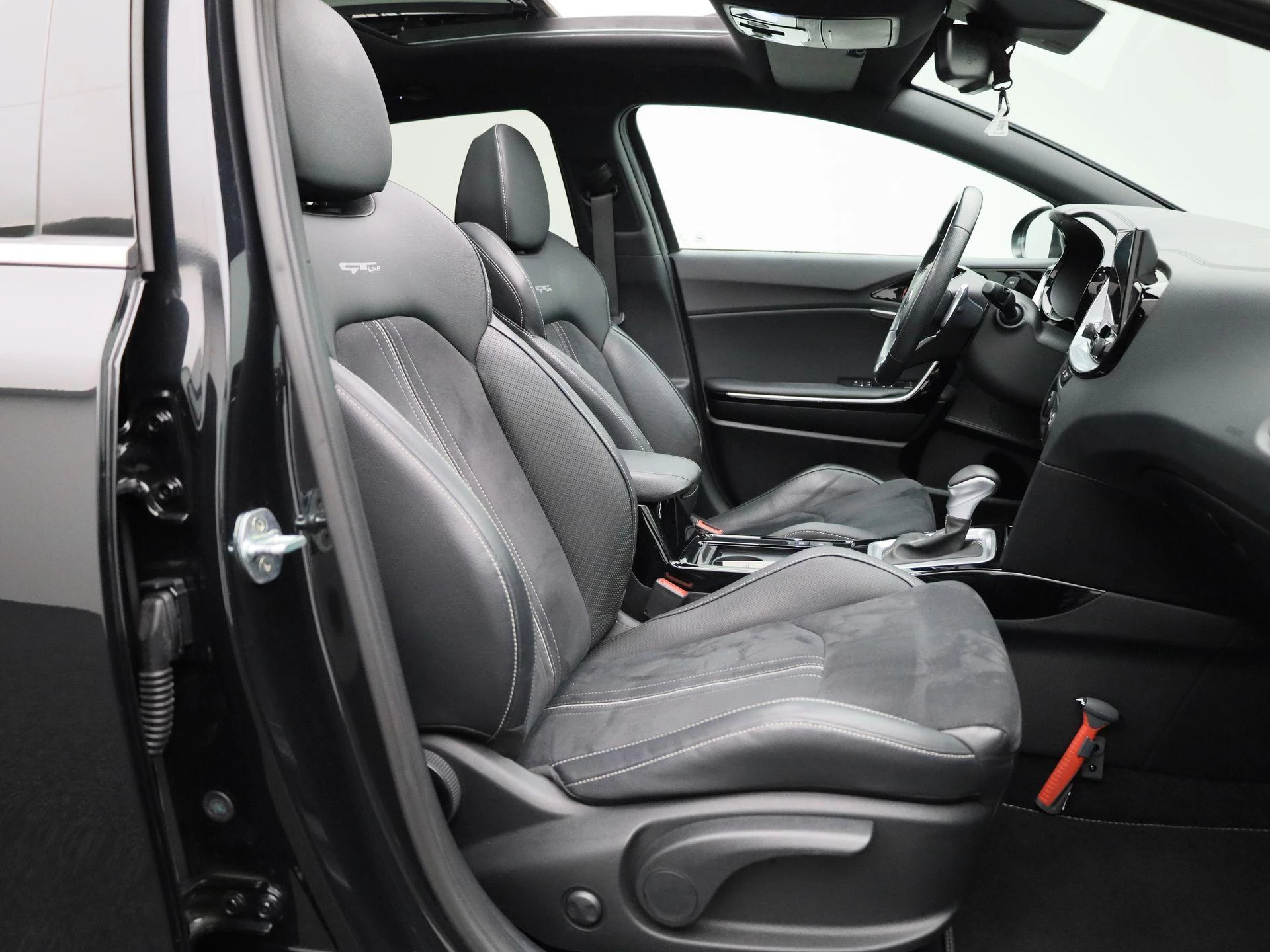 Kia-ProCeed-image-37