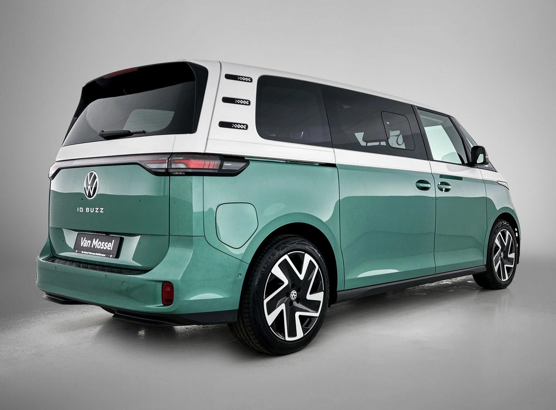 Volkswagen-ID. Buzz-image-3