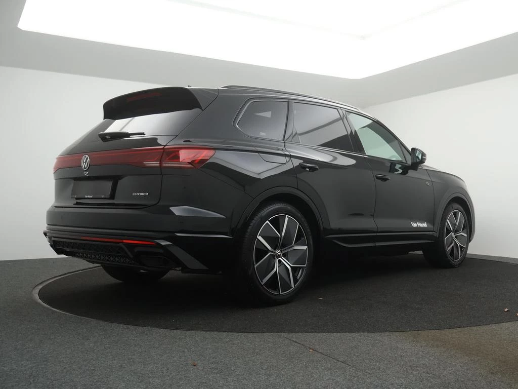 Volkswagen Touareg R Touareg R V6 eHybrid 4MOTION 250 kW (340 pk) 8 versnellingen Tiptronic / DEMO