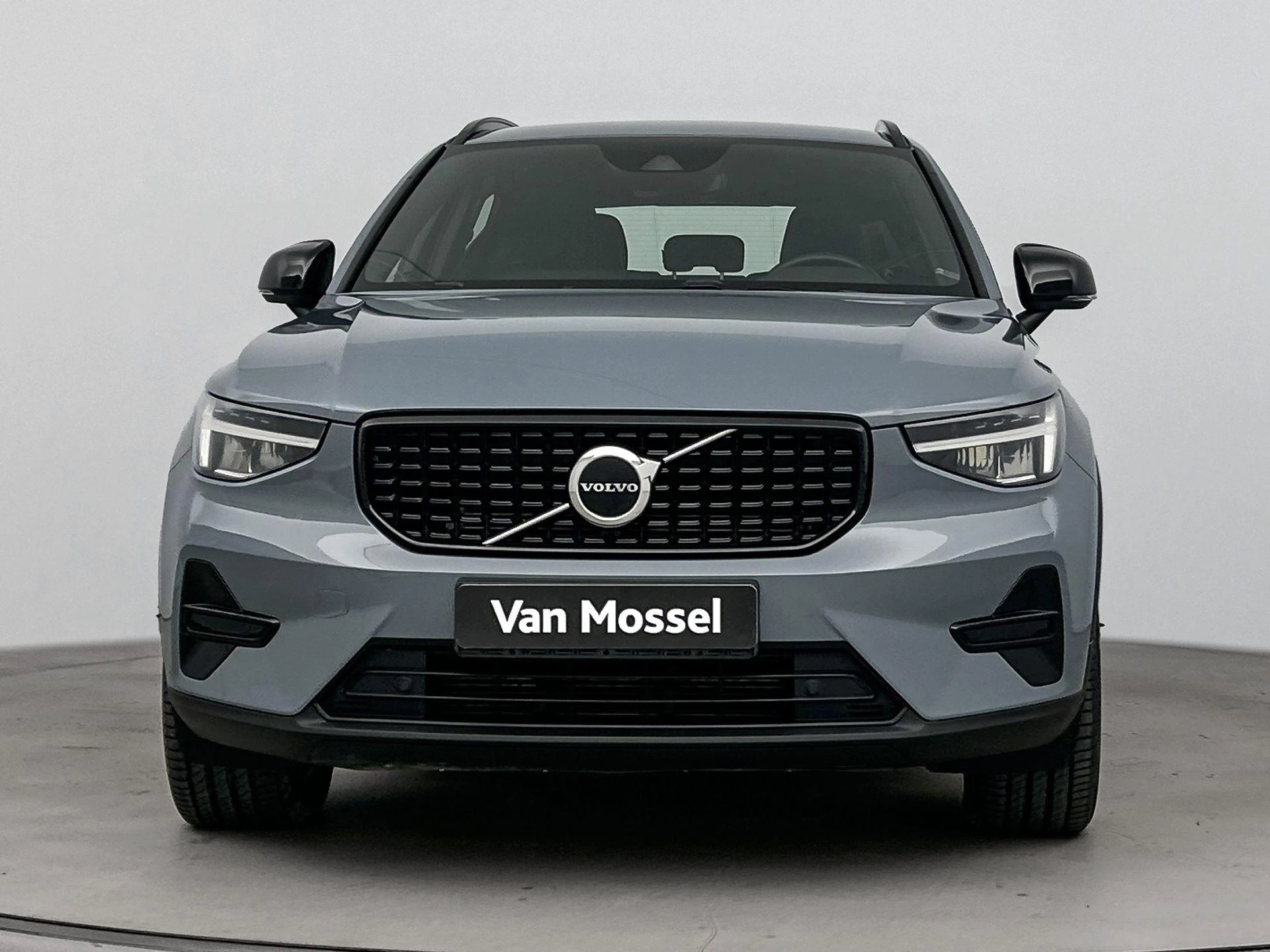 Volvo XC40 1.5 T5 Recharge Plus Dark