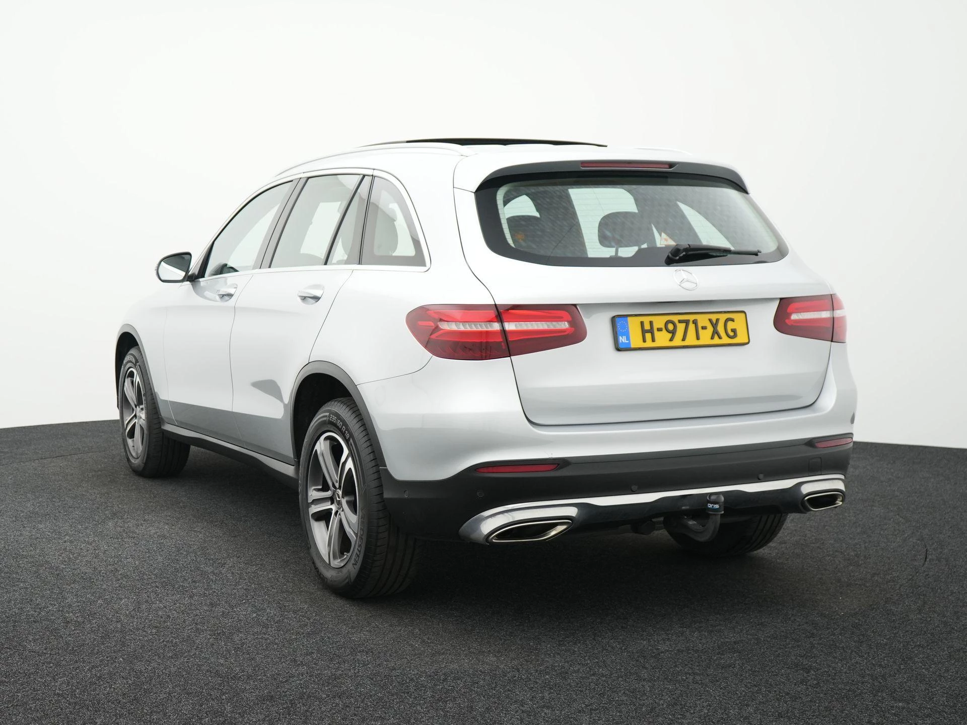 Mercedes-Benz-GLC-image-1