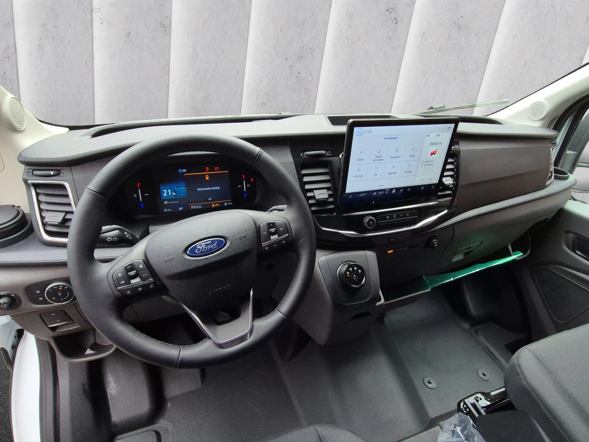 Ford-Transit-image-11