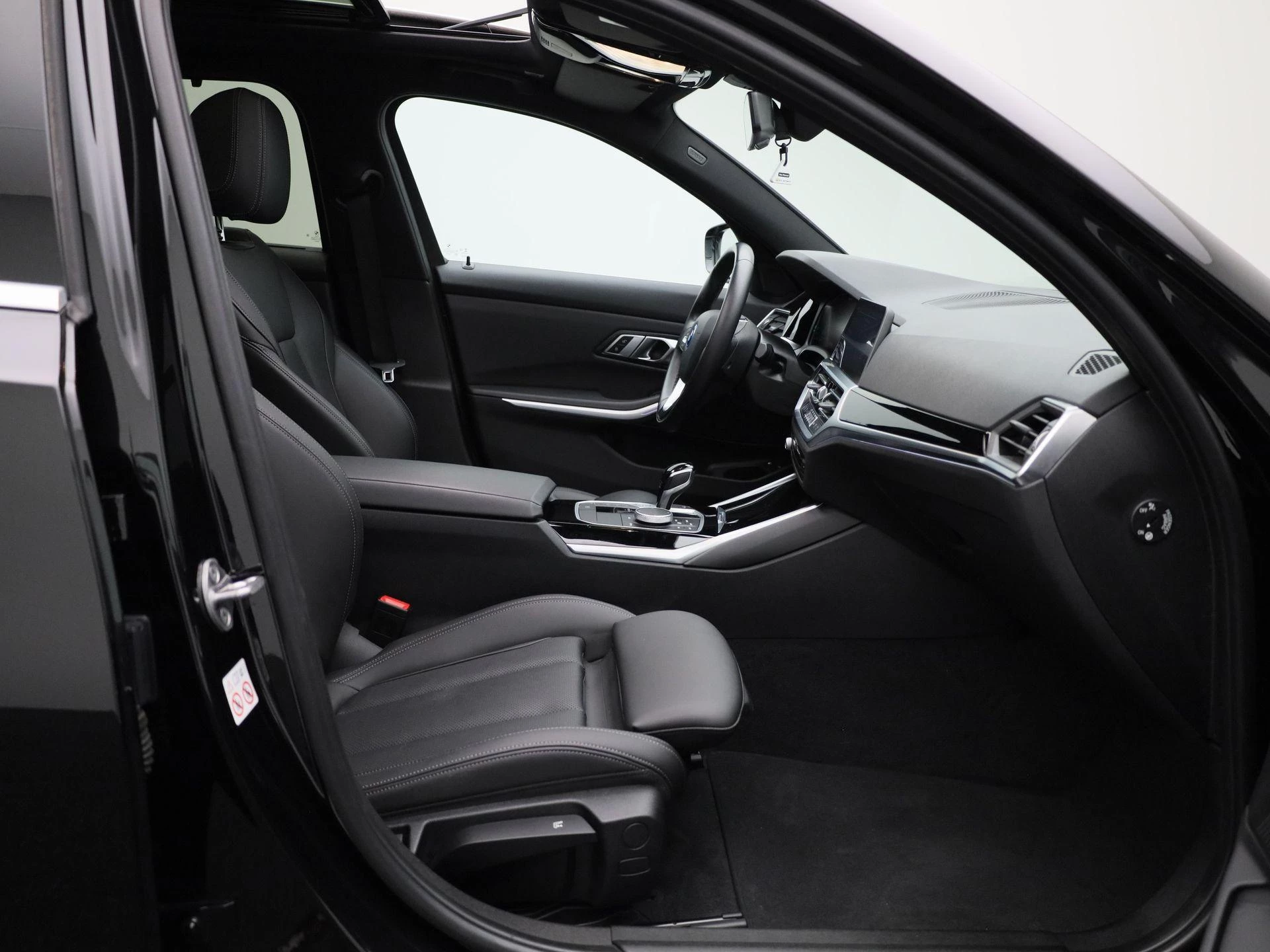 BMW-3 Serie-image-39