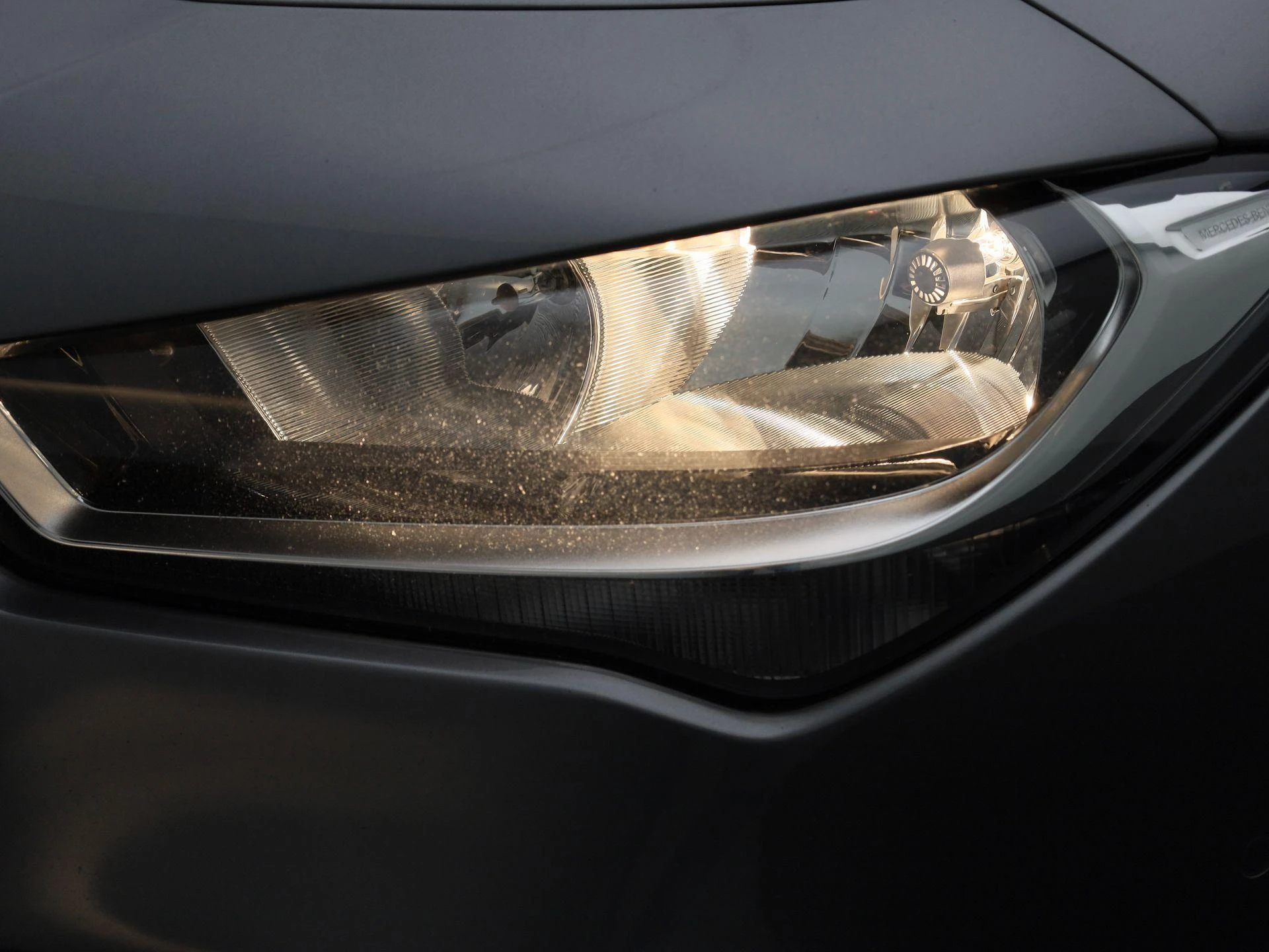 Mercedes-Benz-CLA-image-12