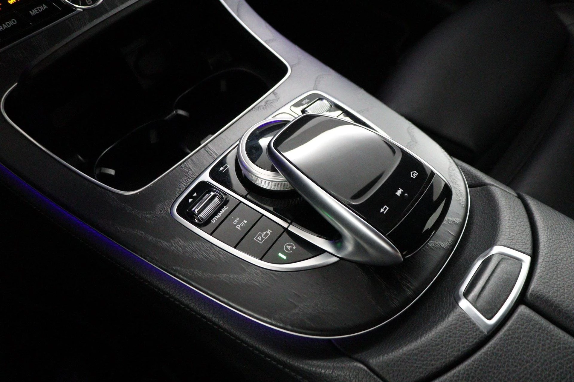 Mercedes-Benz E-Klasse 200 Business Solution Automaat |