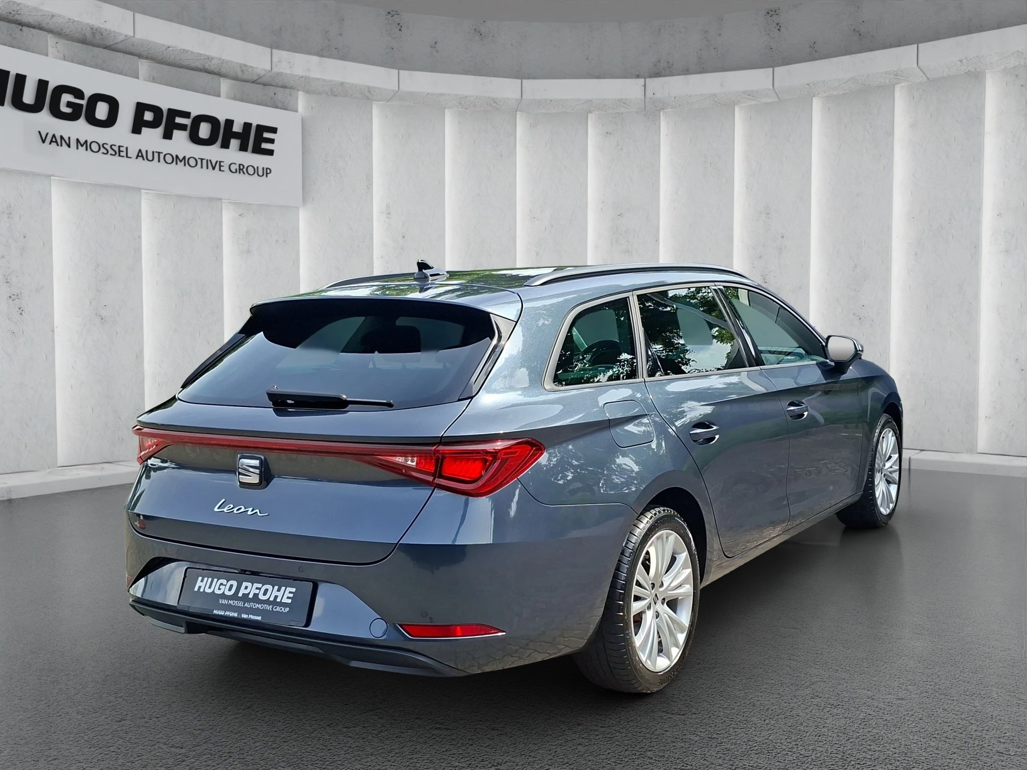 SEAT Leon Style Sportstourer 1.5 eTSI MHEV Aut. | LED | RFK | SHZ | Navi | LMF