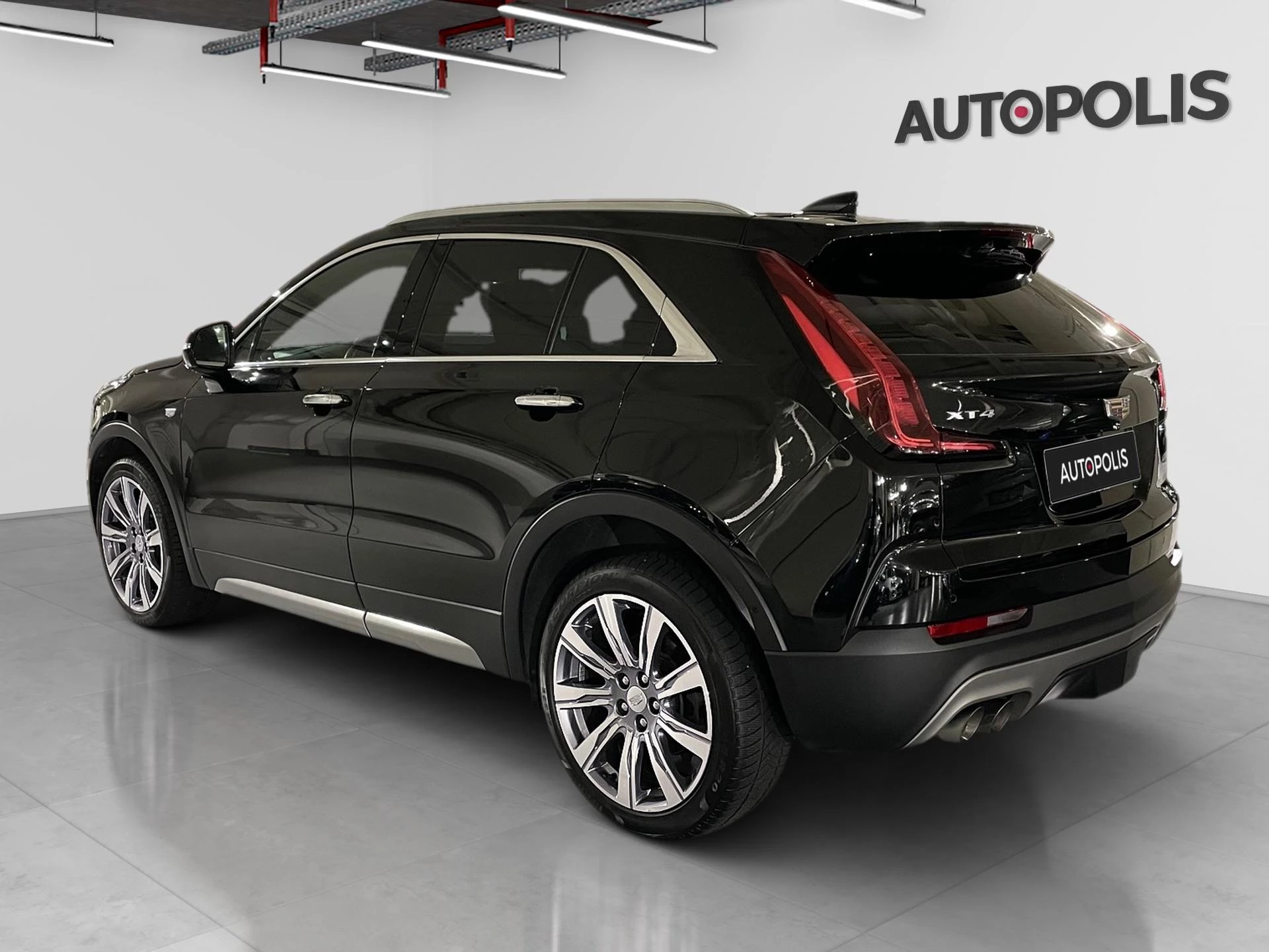 Cadillac-XT4-image-12