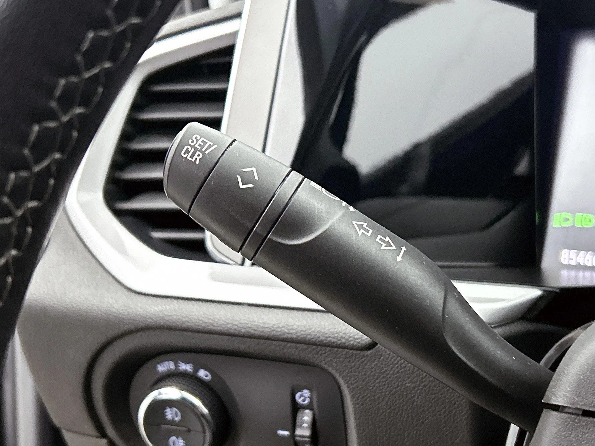 Opel-Grandland-image-9