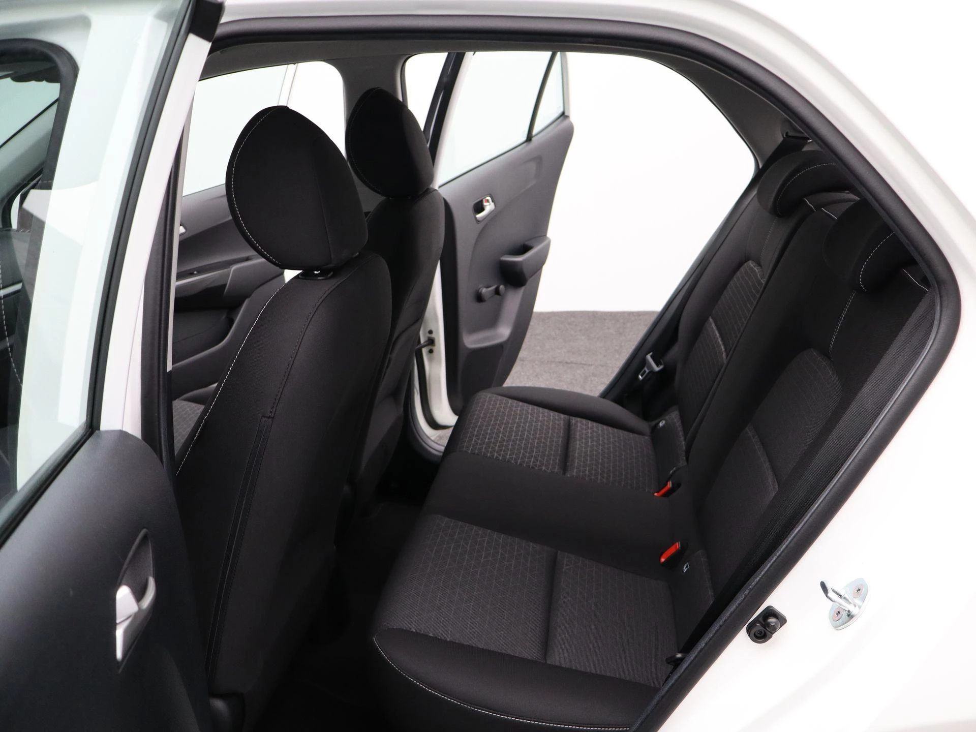 Kia-Picanto-image-13