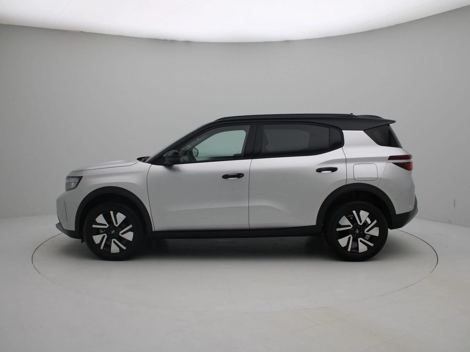 Opel-Frontera-image-3