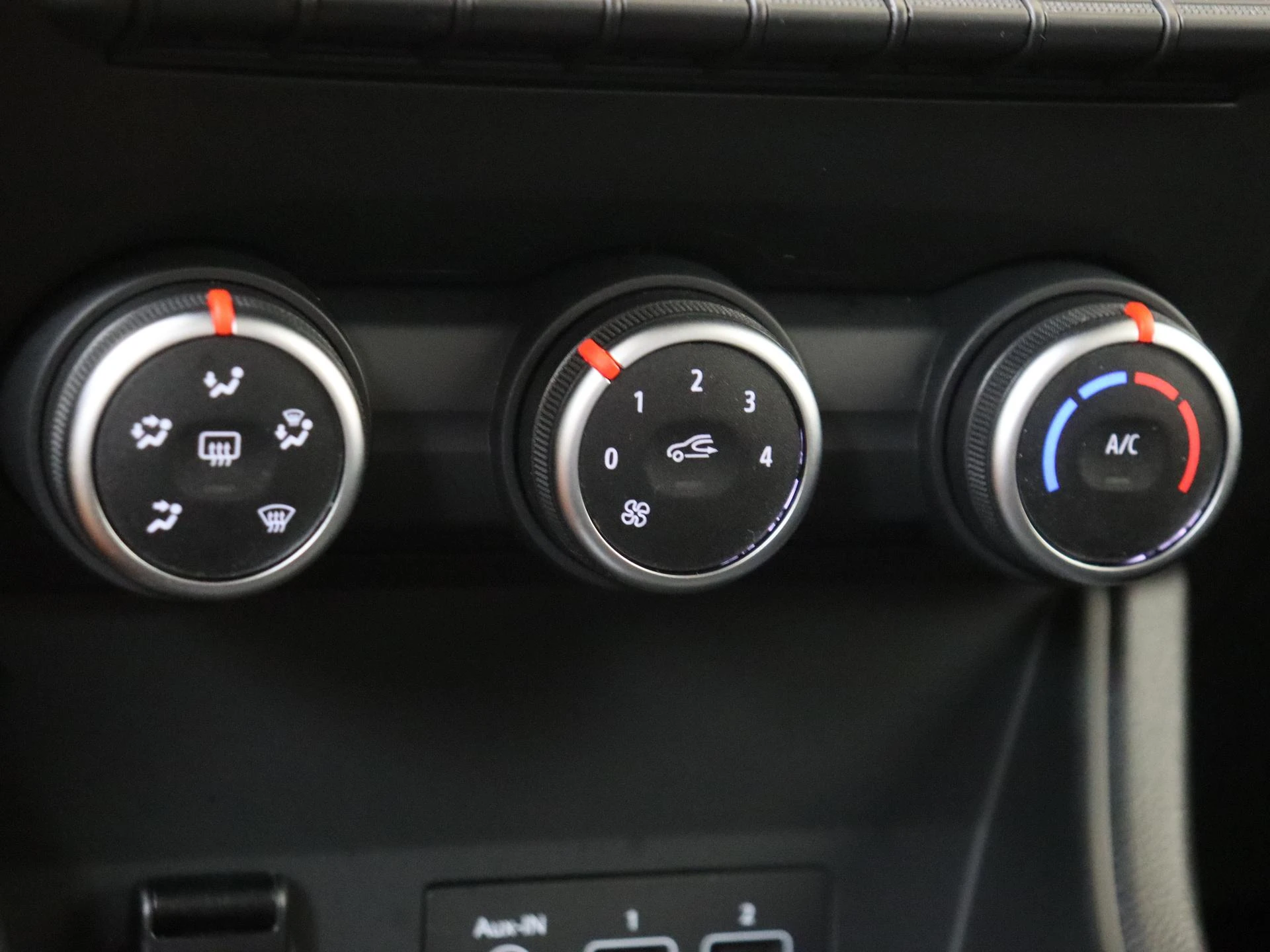 Renault-Captur-image-18