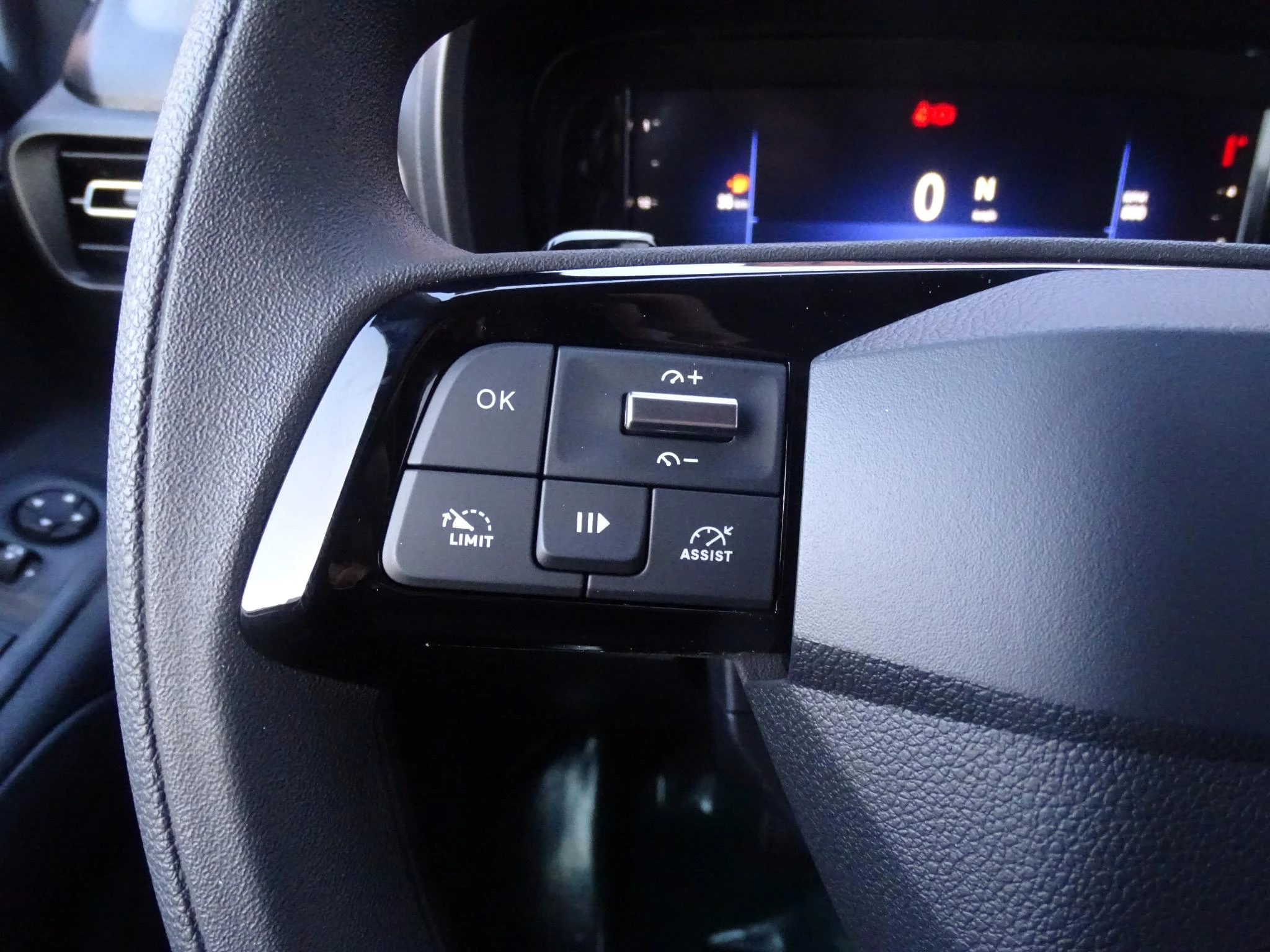 Opel-Combo-image-19