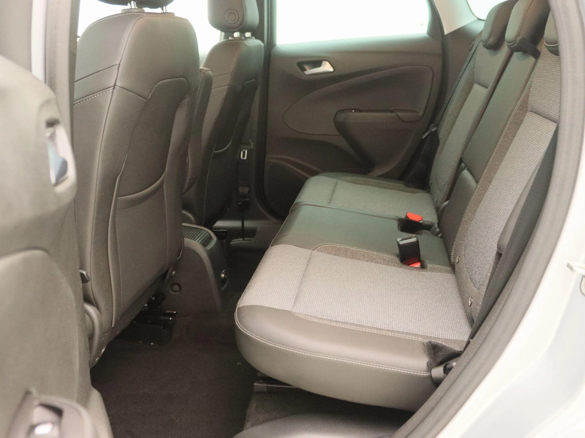 Opel-Crossland-image-12
