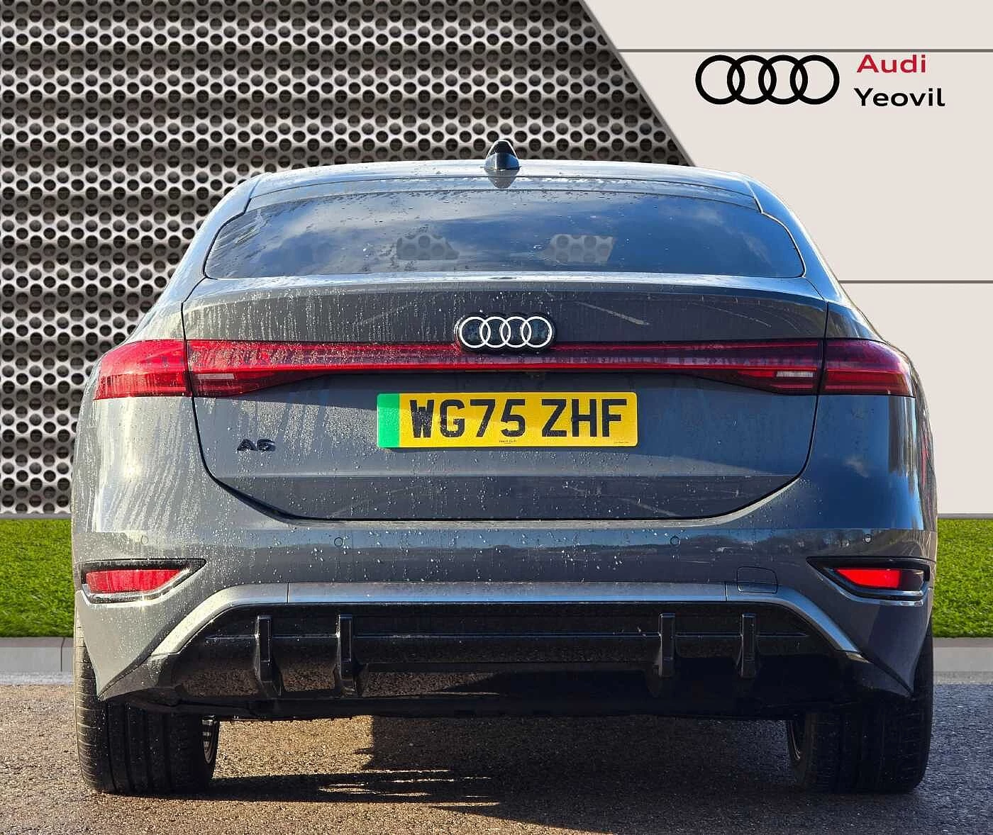 Audi-A6 Sportback e-tron-image-11