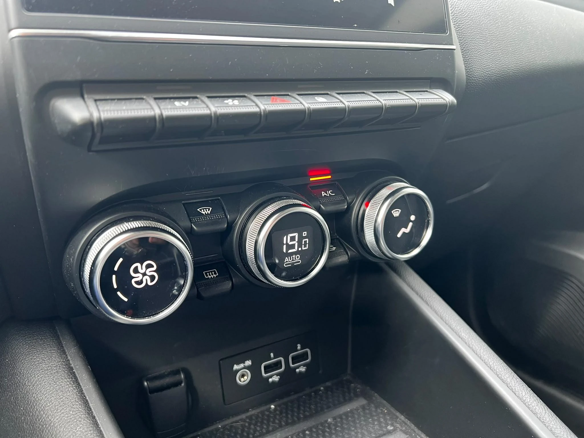 Renault-Captur-image-10