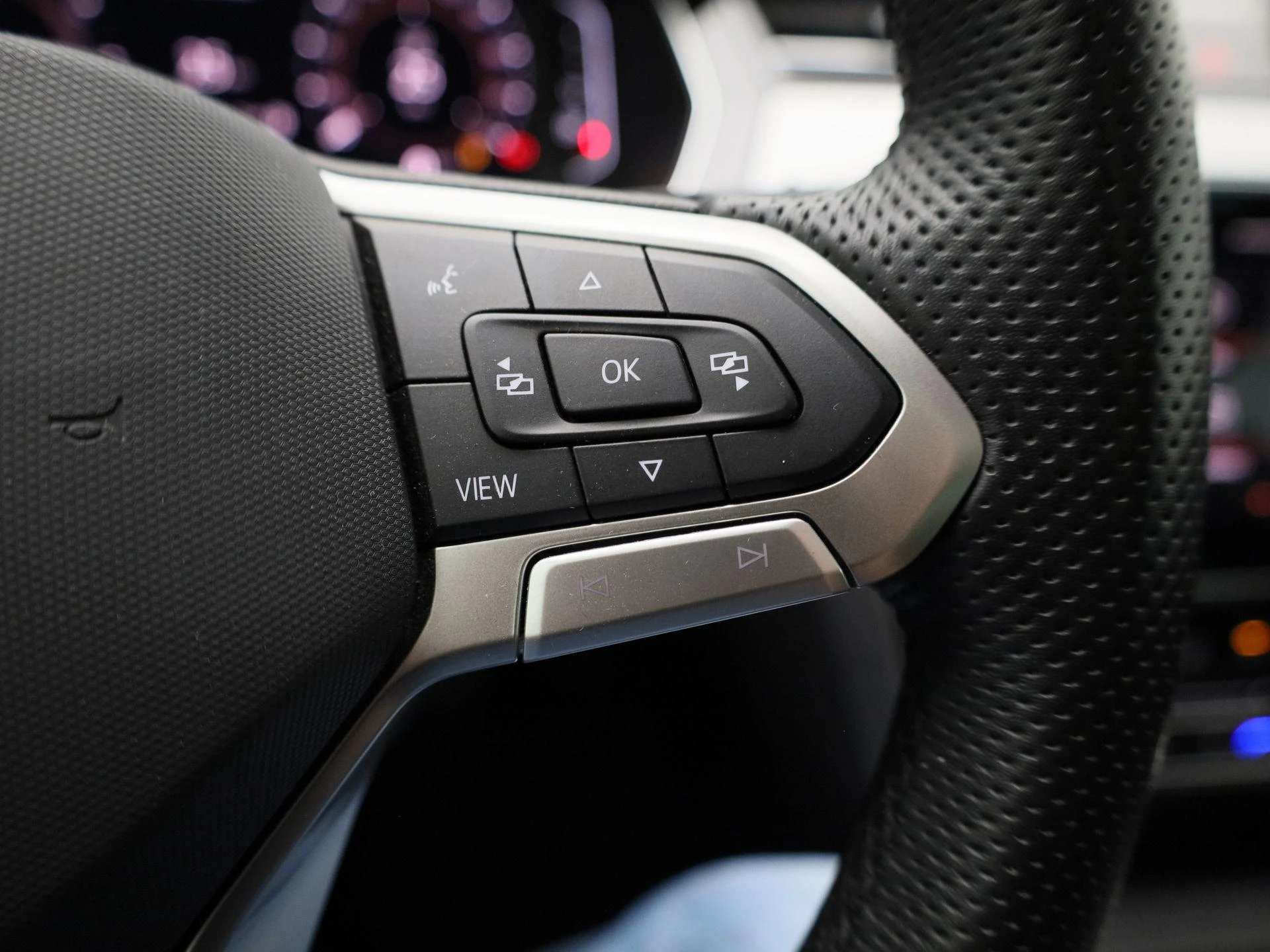 Volkswagen-Passat-image-20