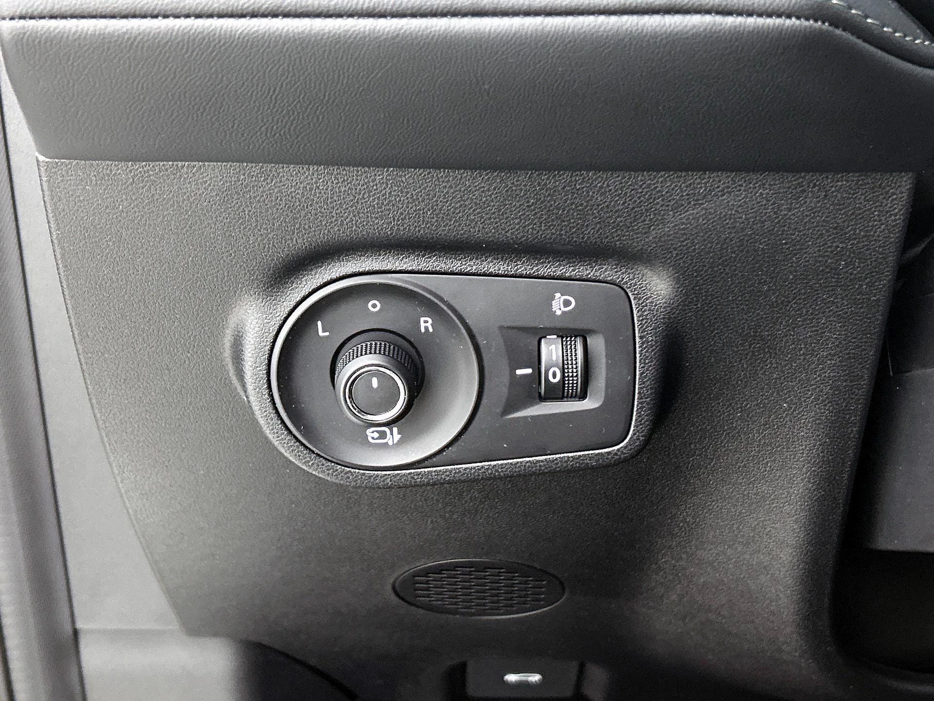 MG-ZS-image-22