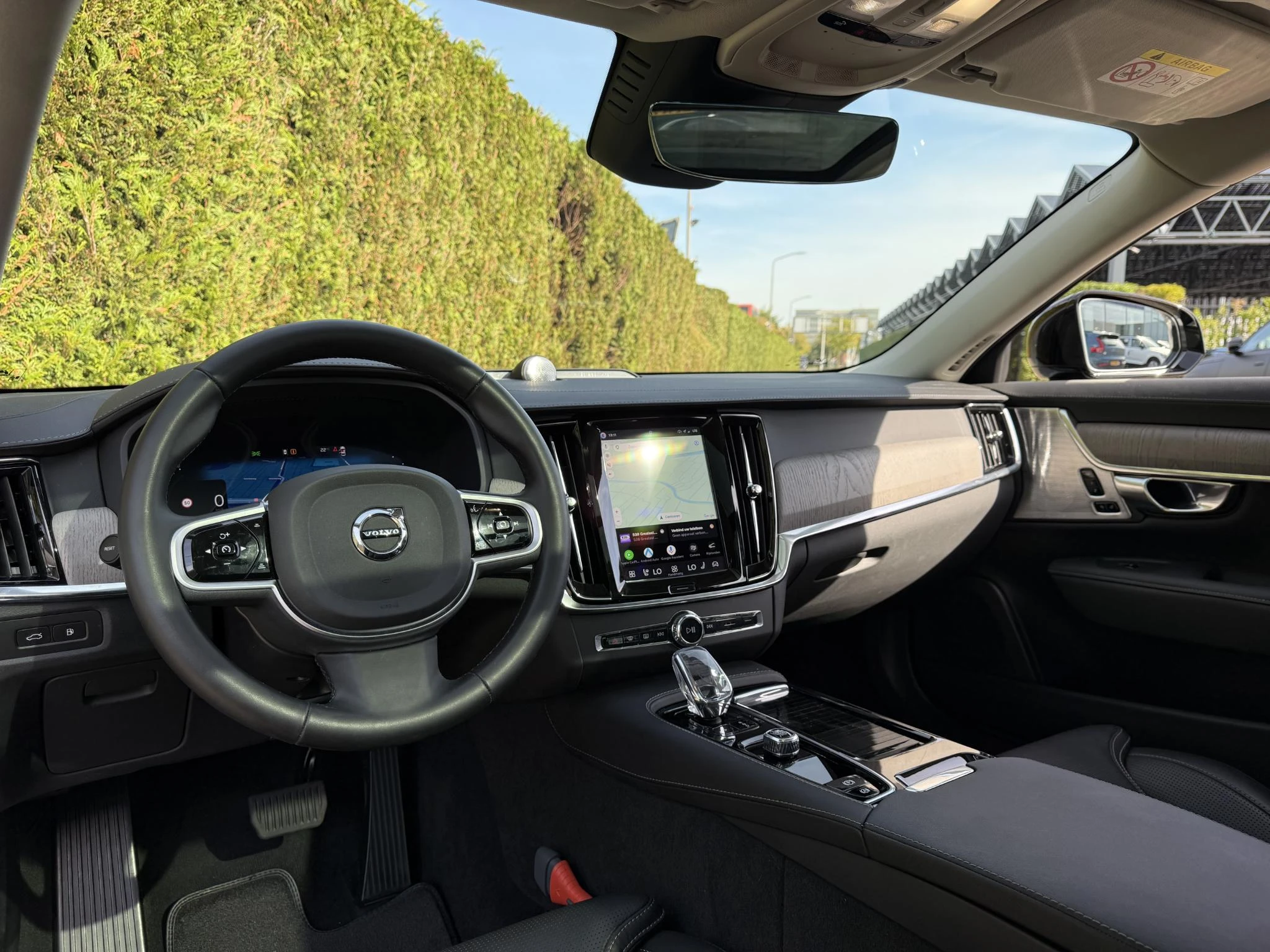 Volvo-V90-image-1