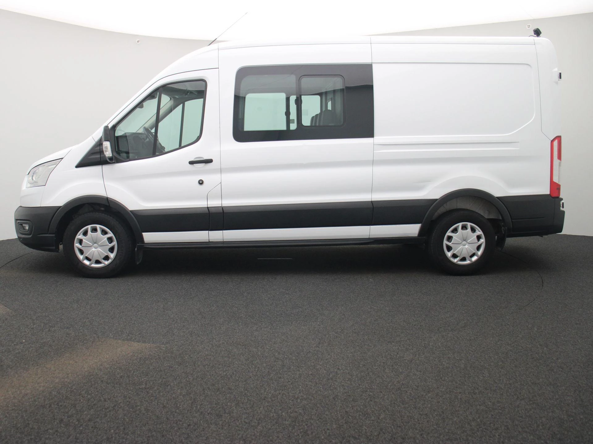Ford Transit 350L 2.0TD 130pk 96kW M6 Trend