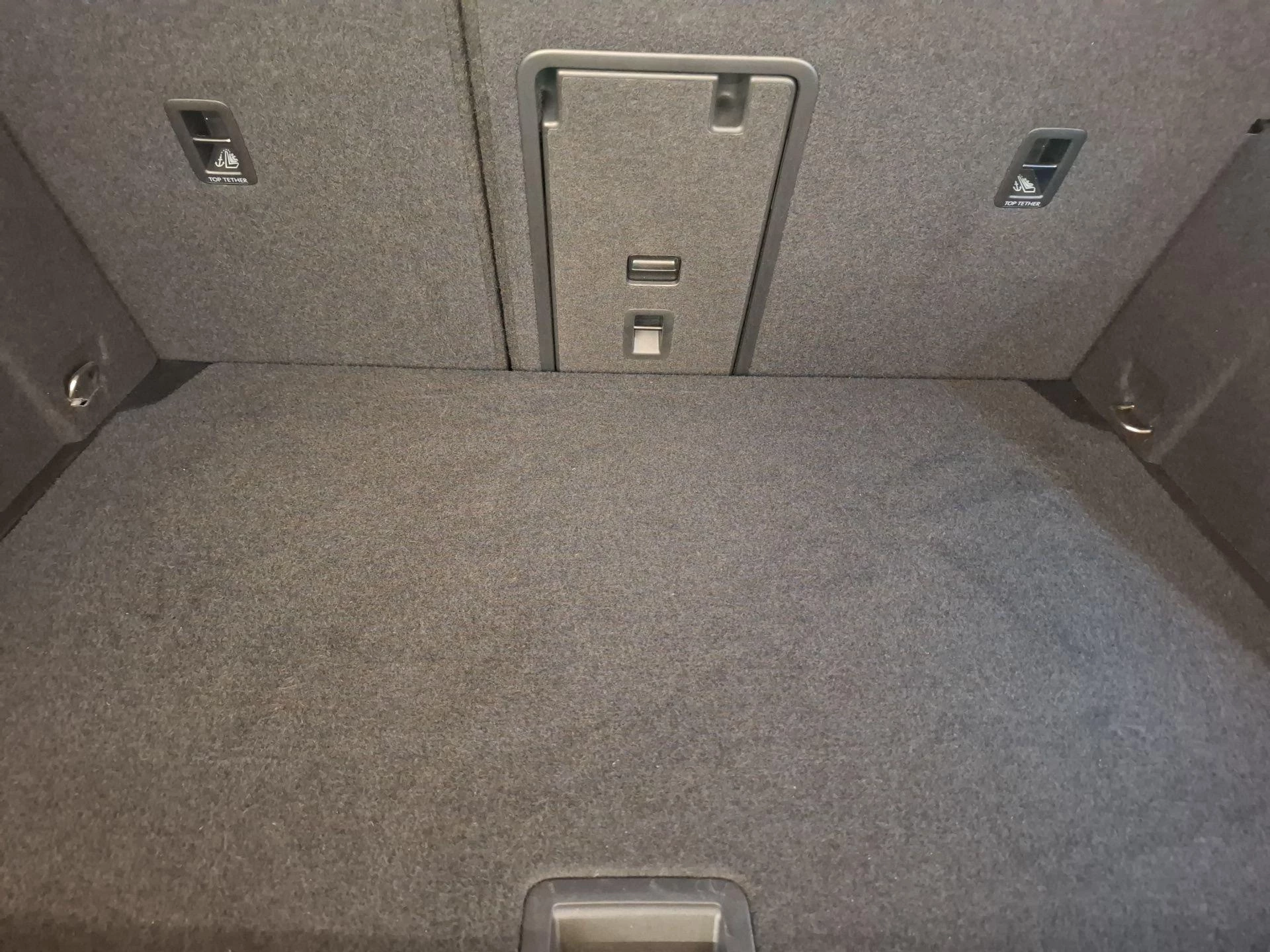 Volkswagen-Golf-image-11