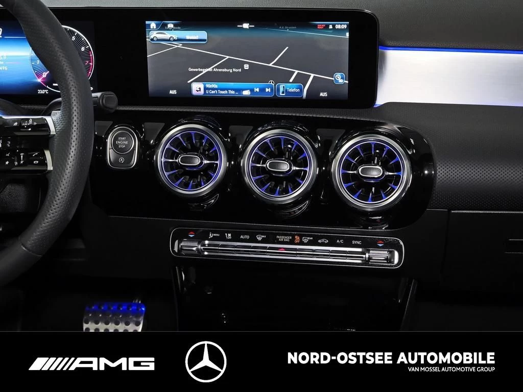 Mercedes-Benz A-Klasse 200 AMG AHK NIGHT SHZ TOTWINKEL AMG Line