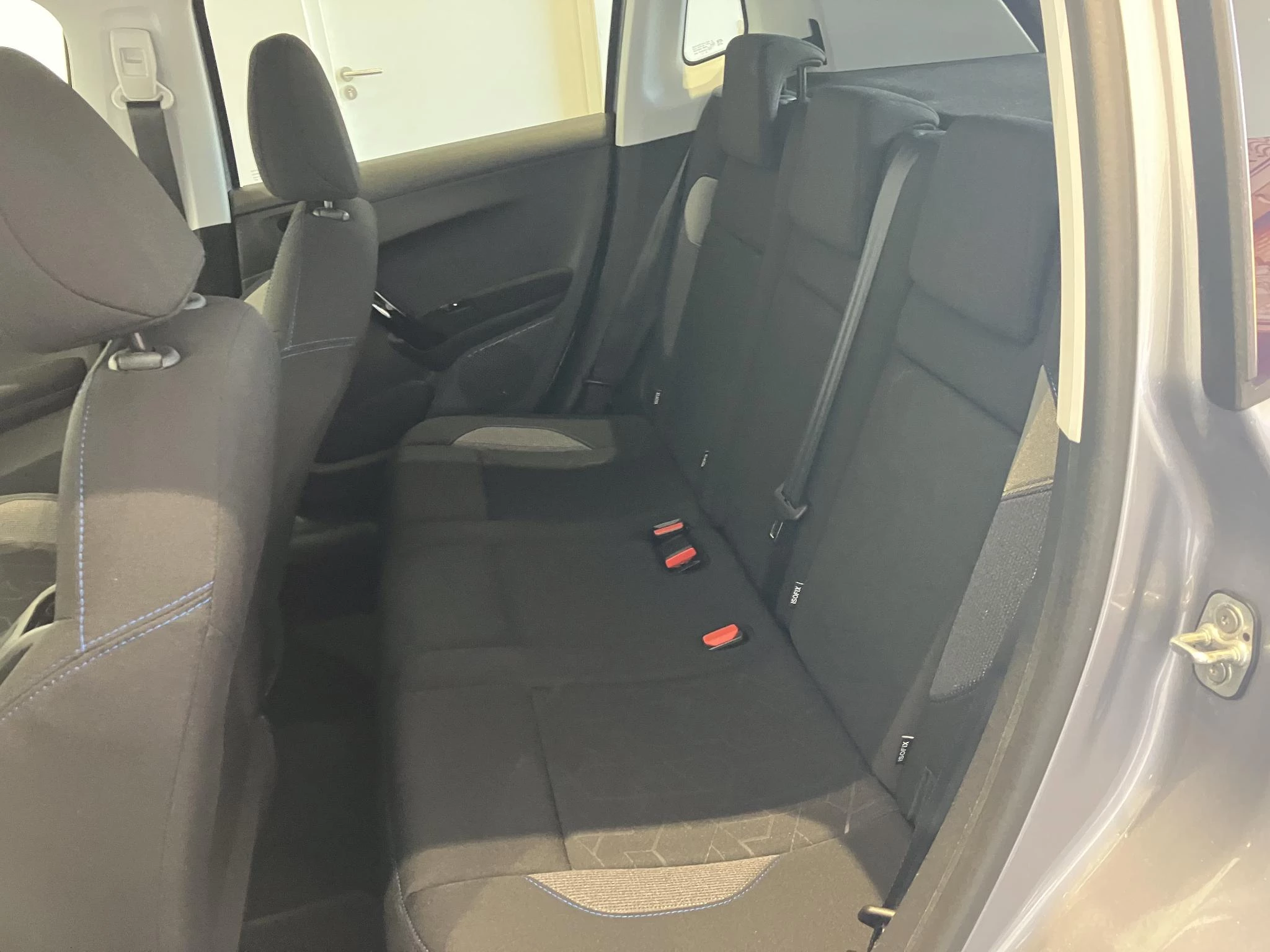 Peugeot-2008-image-11