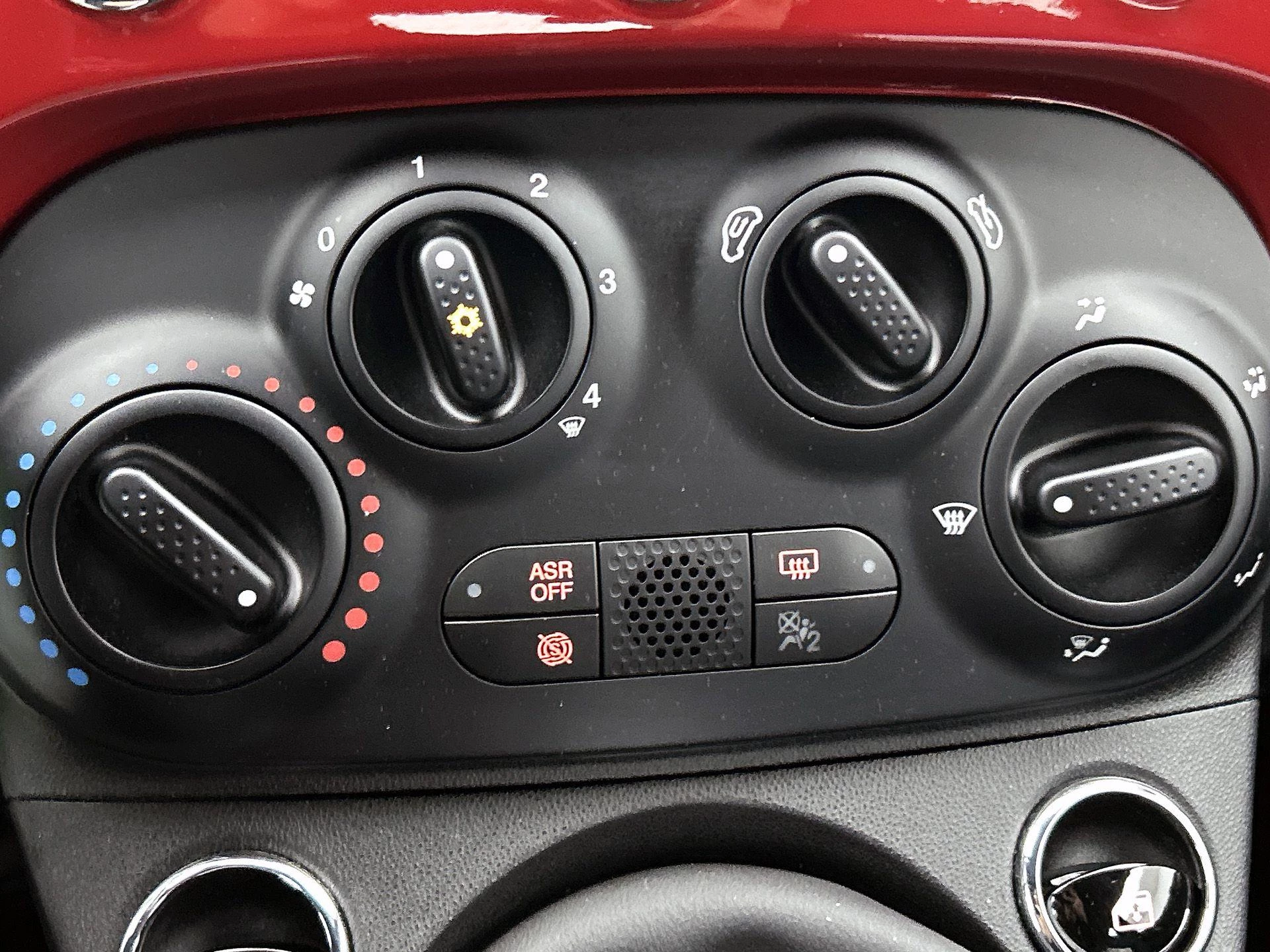 Fiat-500-image-24