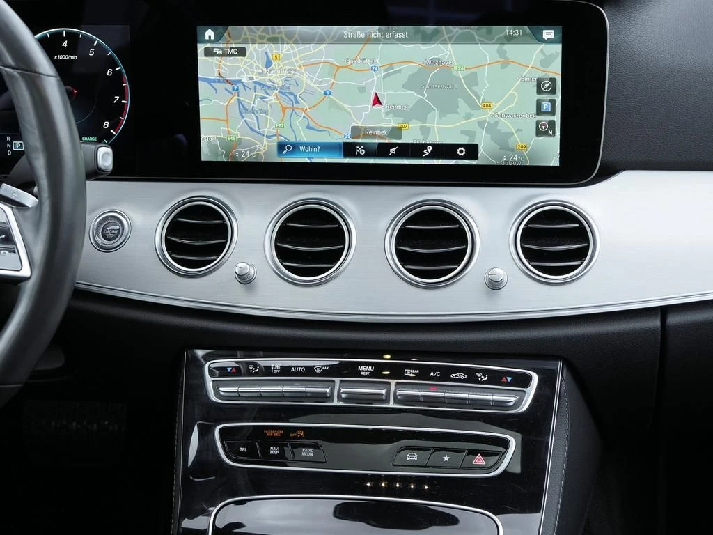 Mercedes-Benz-E-Klasse 450-image-11