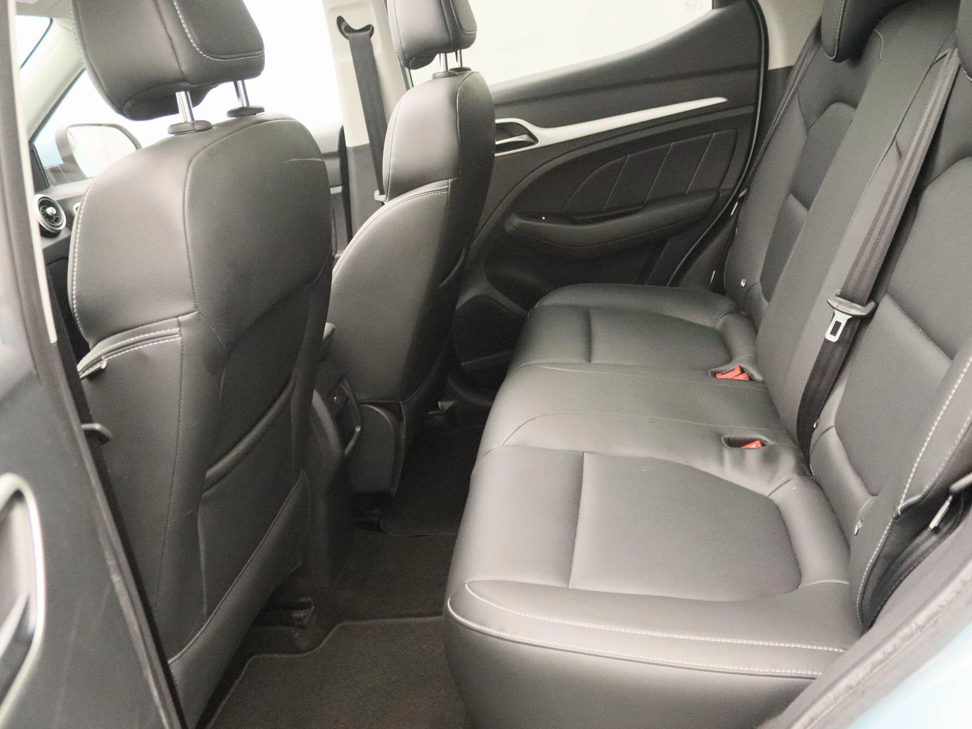 MG-ZS EV-image-14