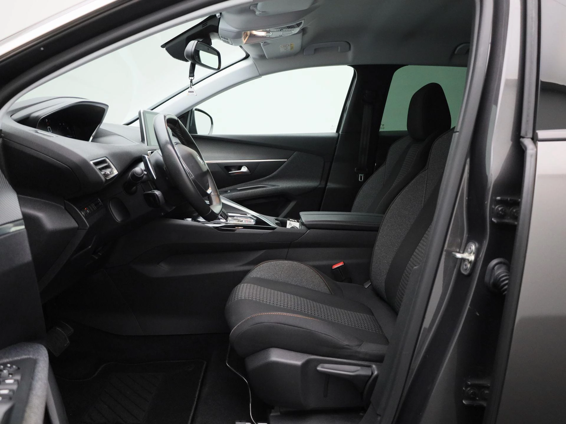 Peugeot-3008-image-8