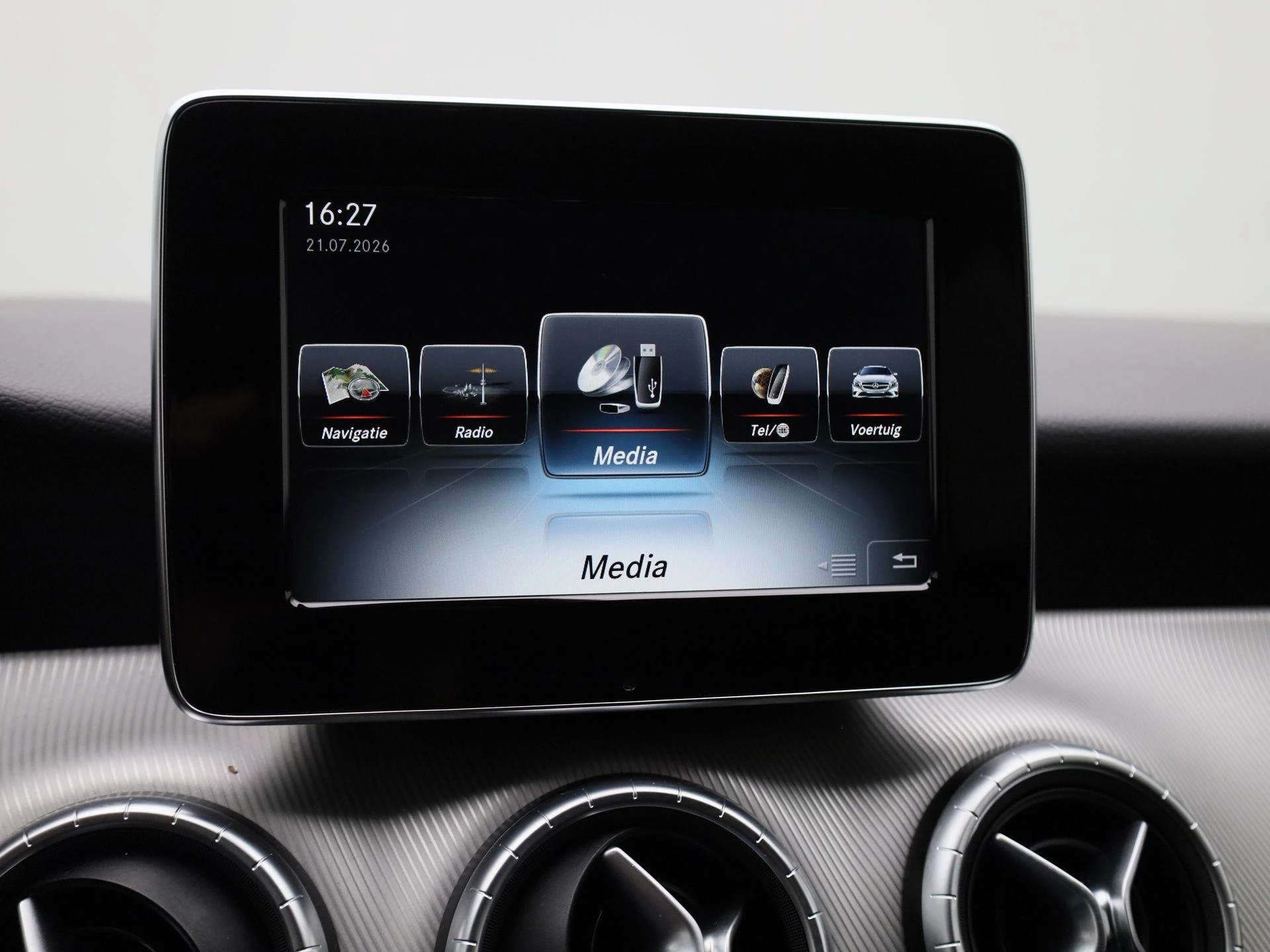 Mercedes-Benz CLA Shooting Brake 180 Ambition