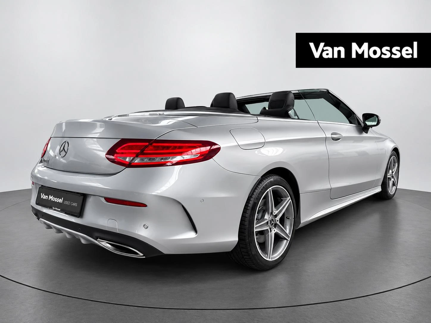 Mercedes-Benz-C-Klasse-image-2