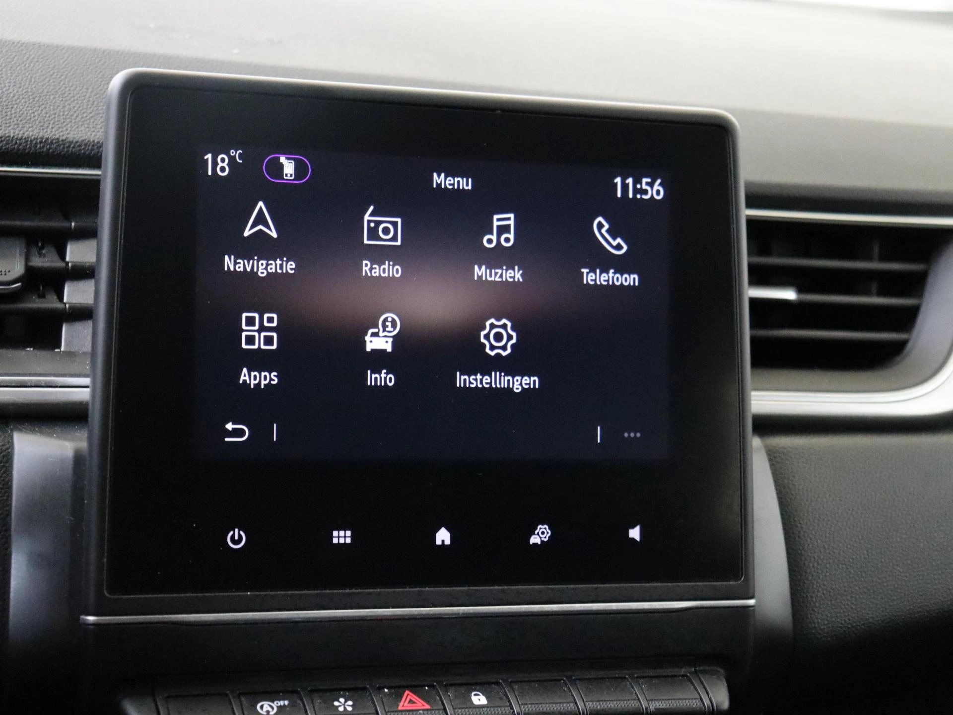 Renault-Captur-image-16