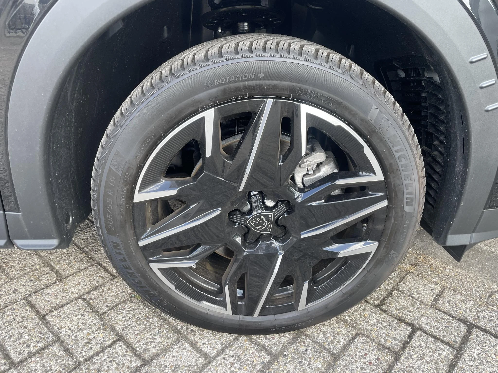 Peugeot-5008-image-18