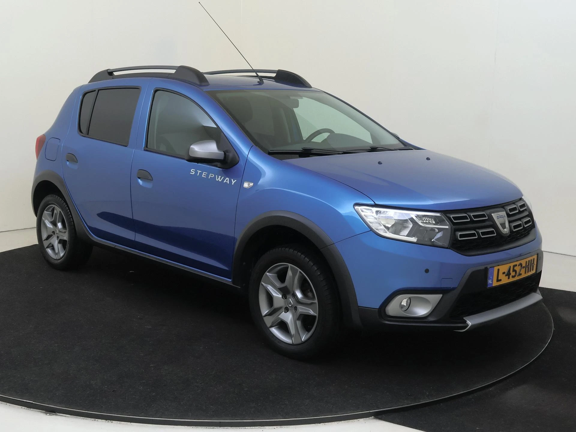 Dacia-Sandero-image-1