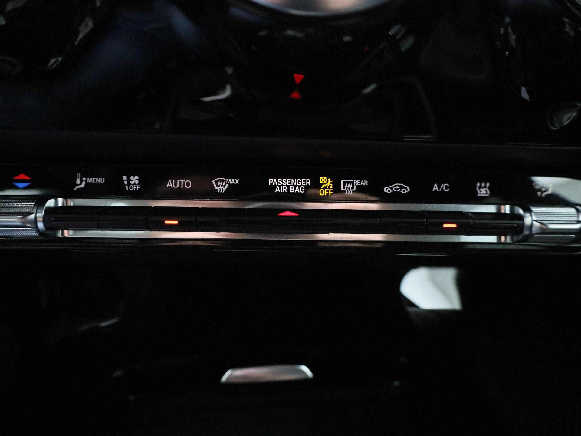 Mercedes-Benz CLA - 26