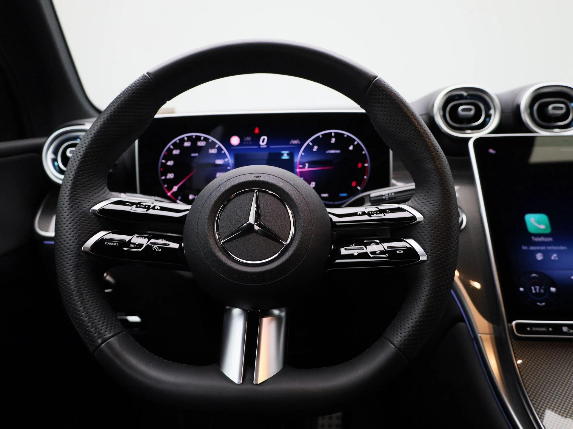 Mercedes-Benz-GLC-image-6