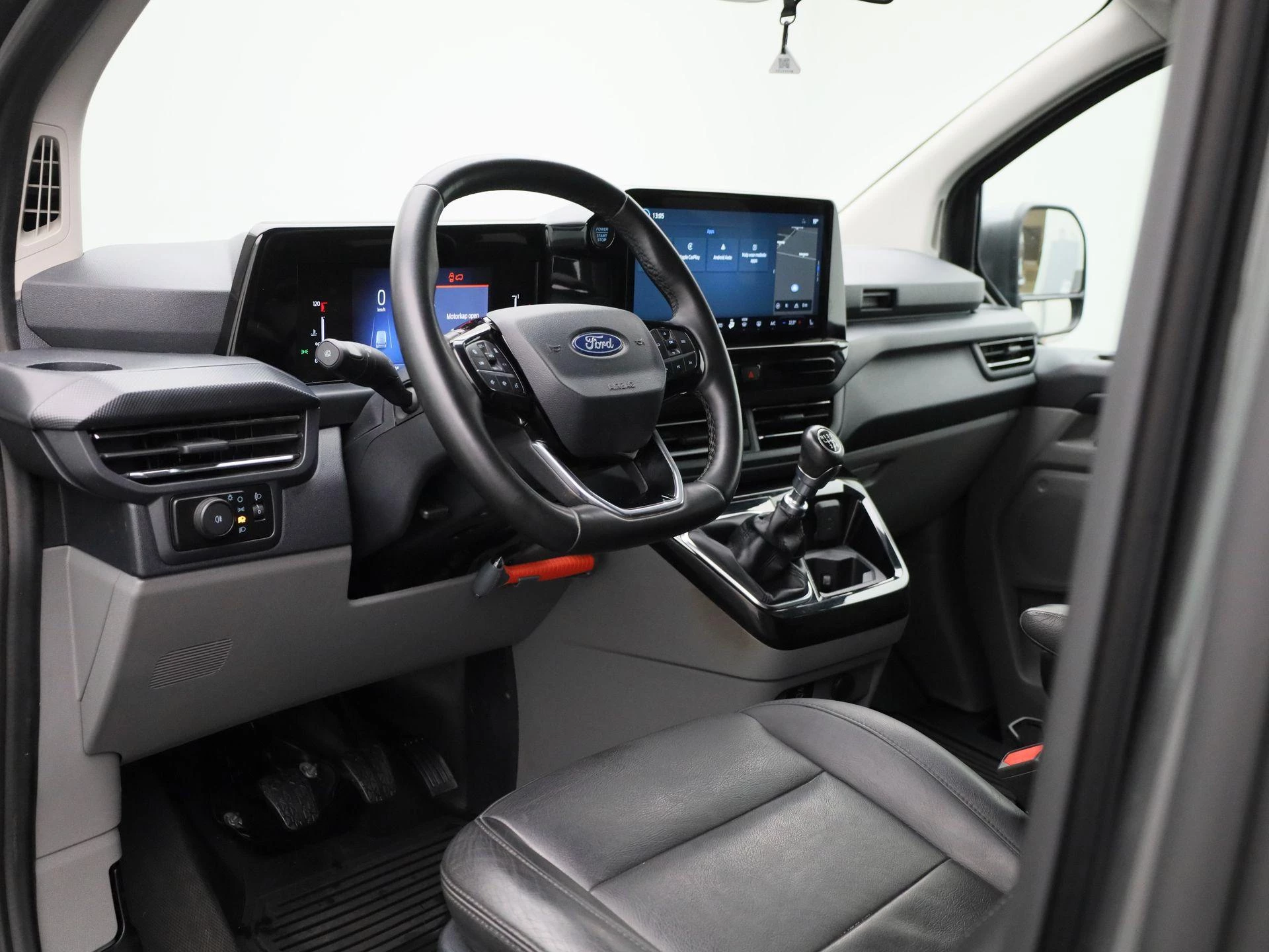 Ford-Transit Custom-image-31