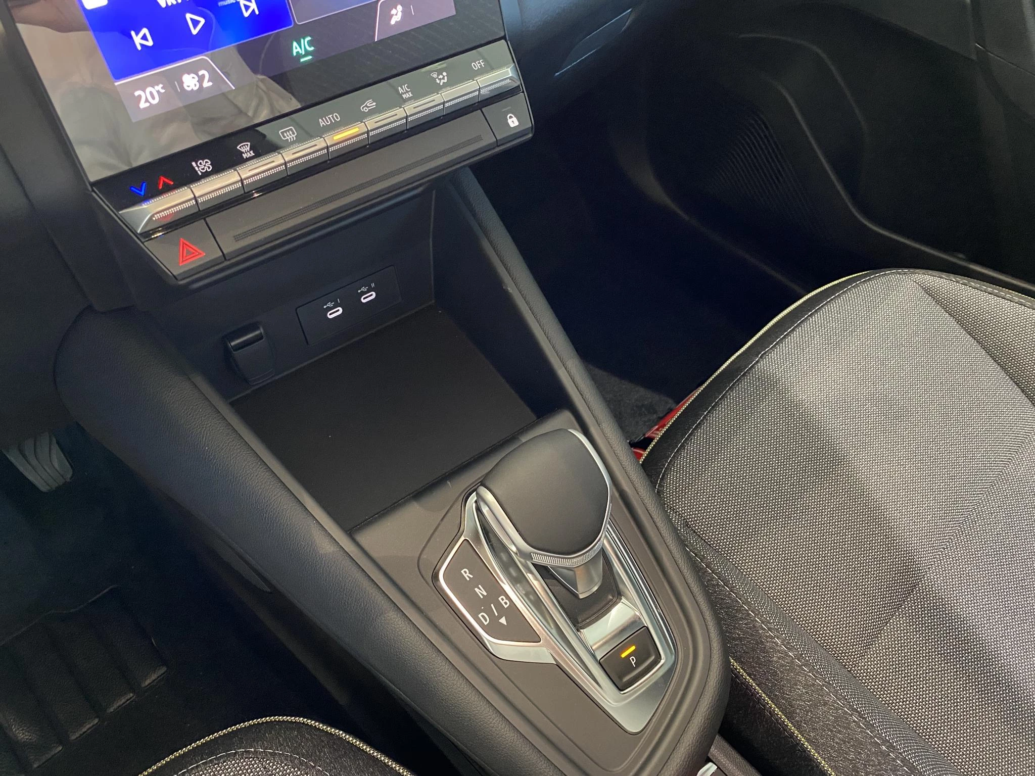 Renault-Captur-image-9