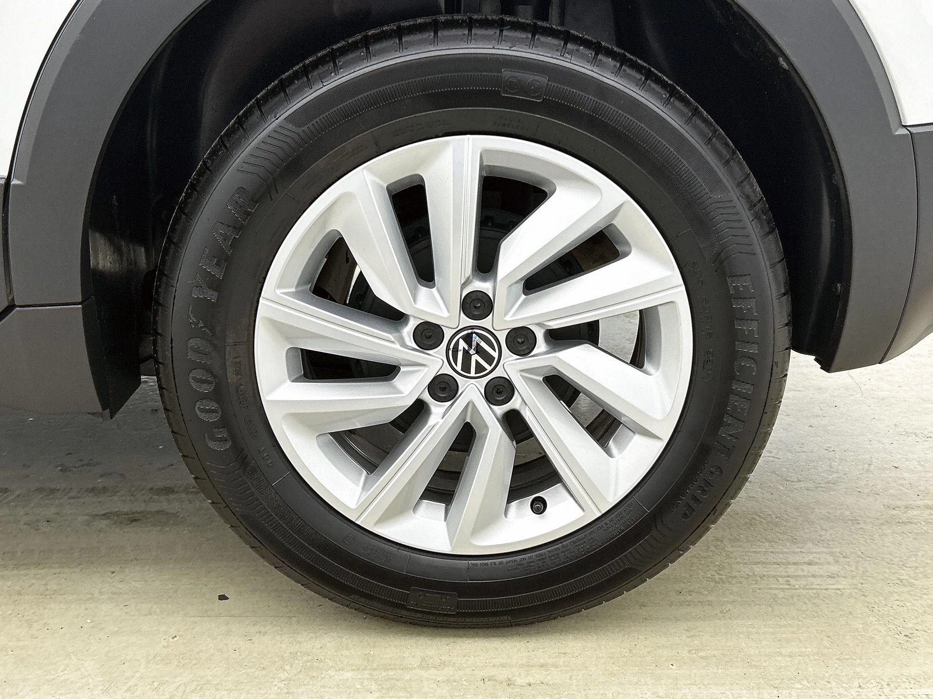 Volkswagen-T-Cross-image-32