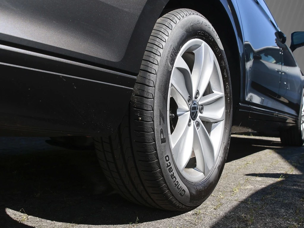 Volkswagen Passat Variant 2,0 TDI DSG Business,LED,Kamera,ACC ALU 17",Sitzheizung,App Connect,Park-Pilot