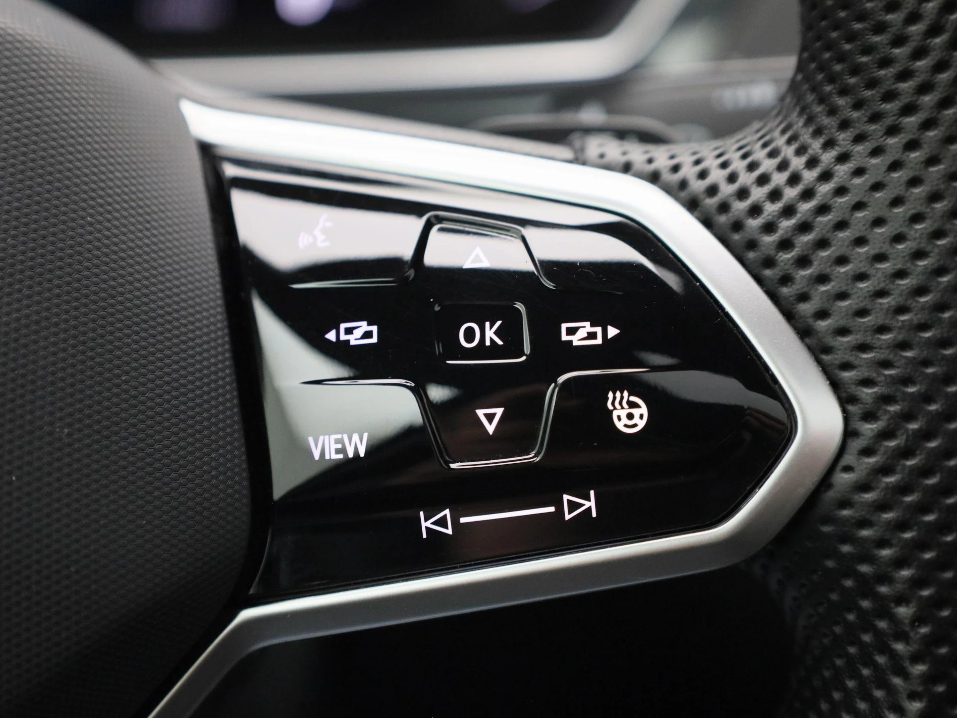 Volkswagen-Tiguan-image-24