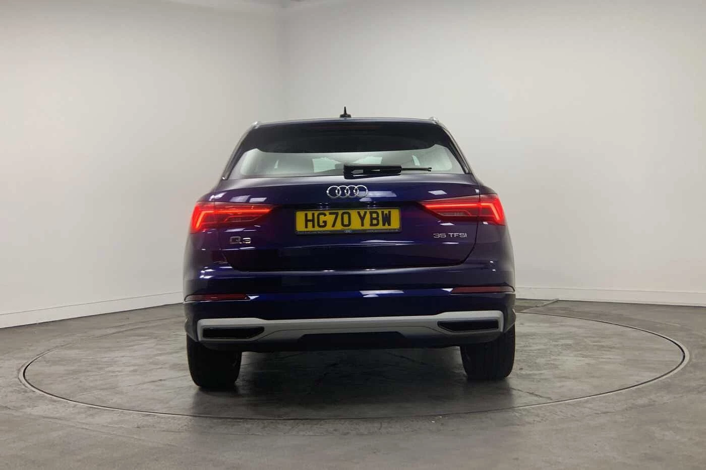 Audi-Q3-image-10