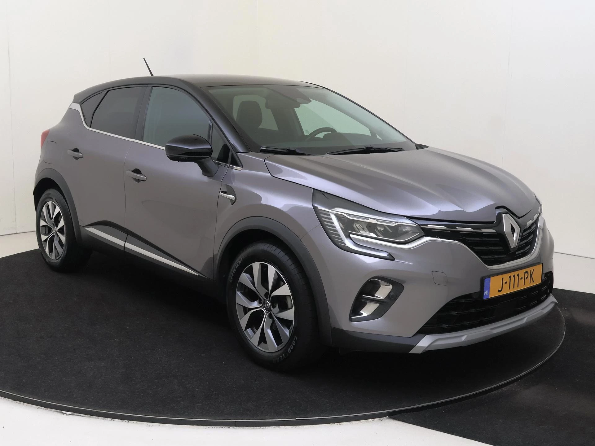 Renault Captur 1.3 TCe 130 Intens