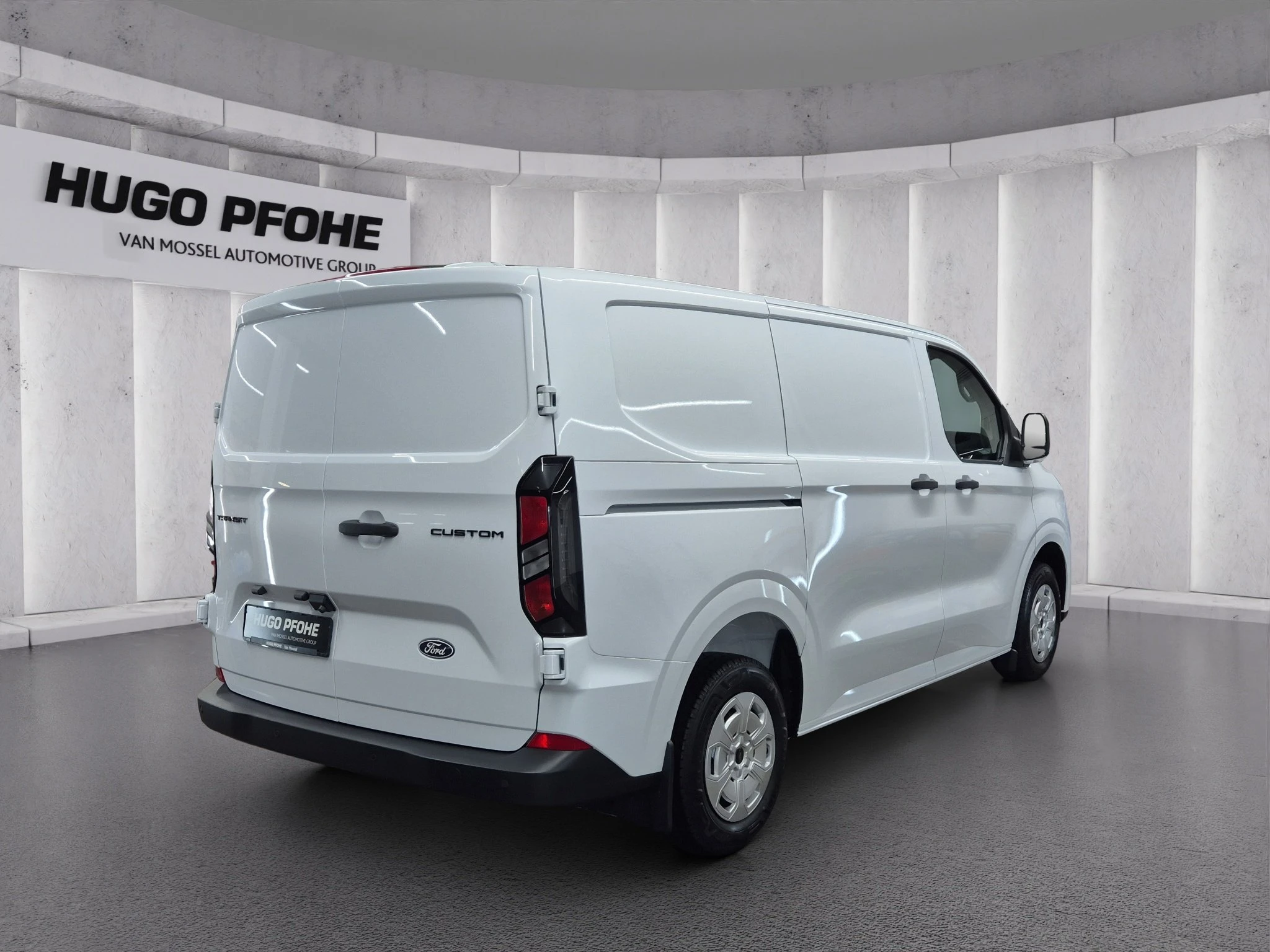 Ford-Transit Custom-image-4