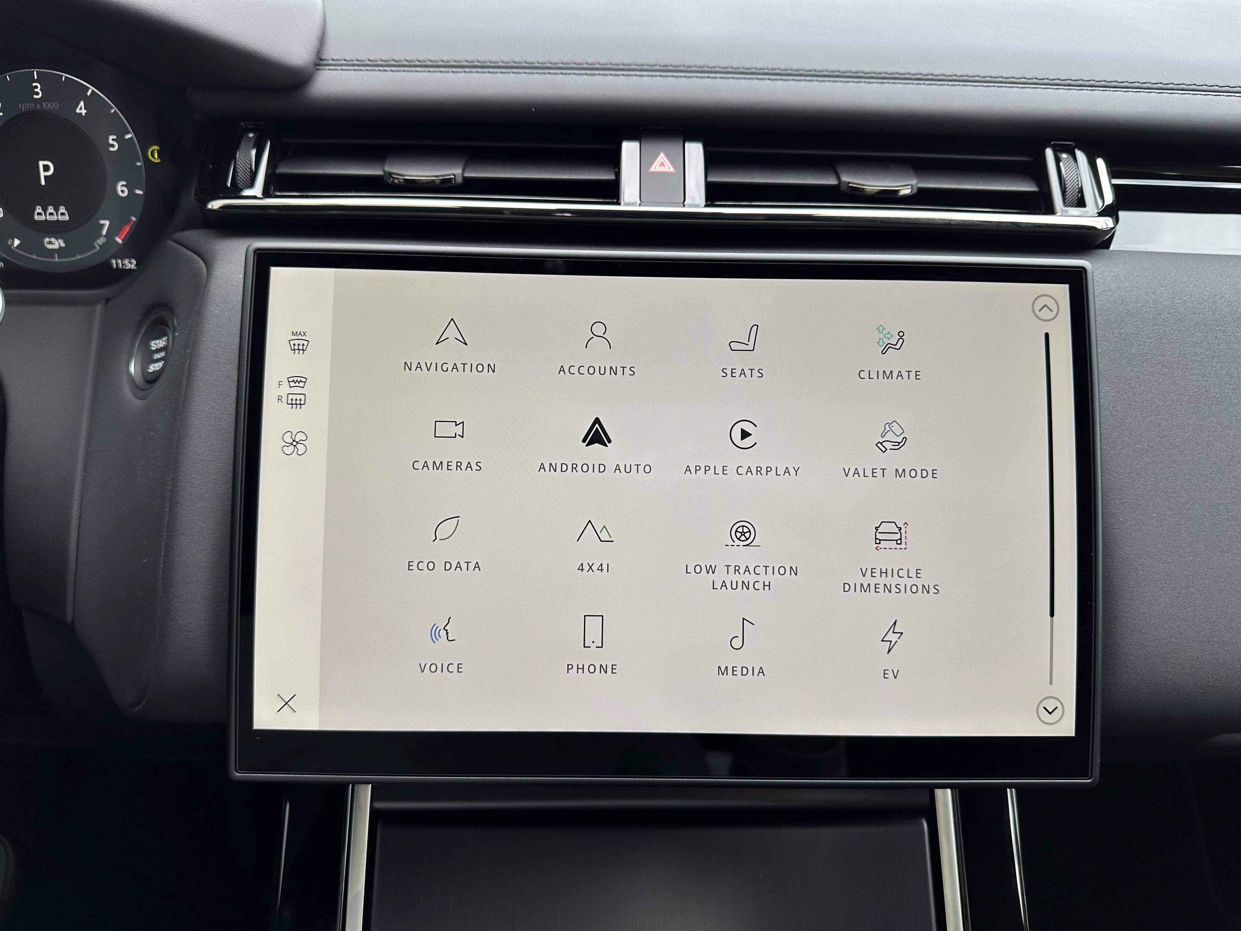 Land Rover-Range Rover Velar-image-25